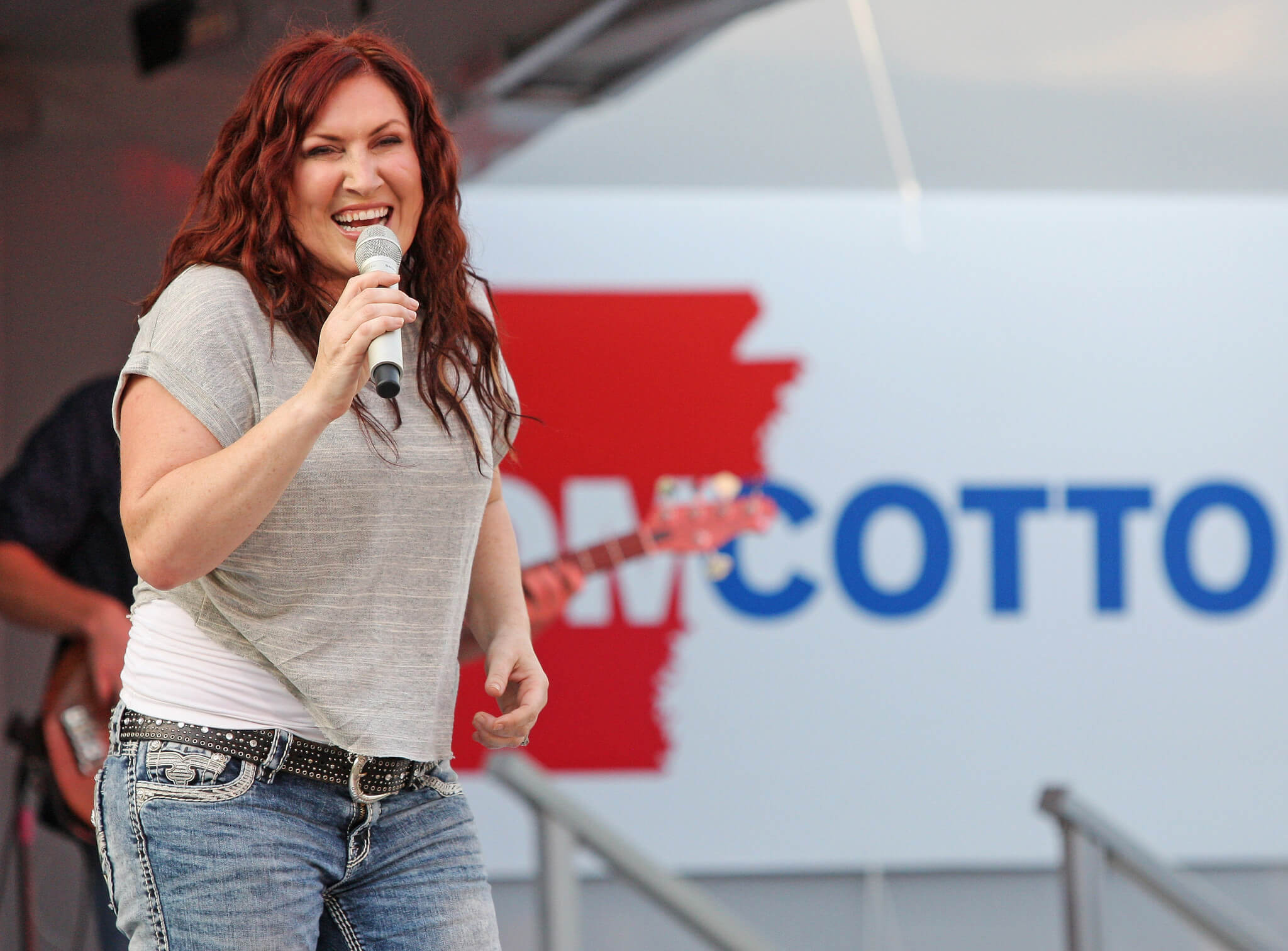 Jo Dee Messina Wallpapers