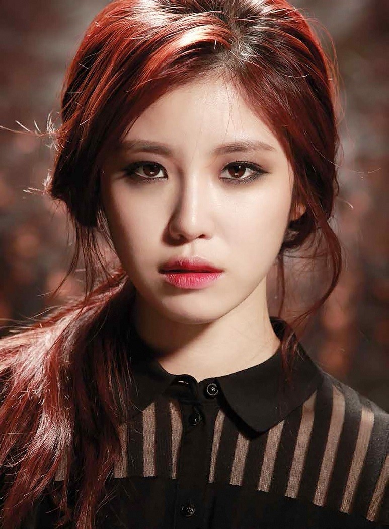 Jun Hyoseong Wallpapers