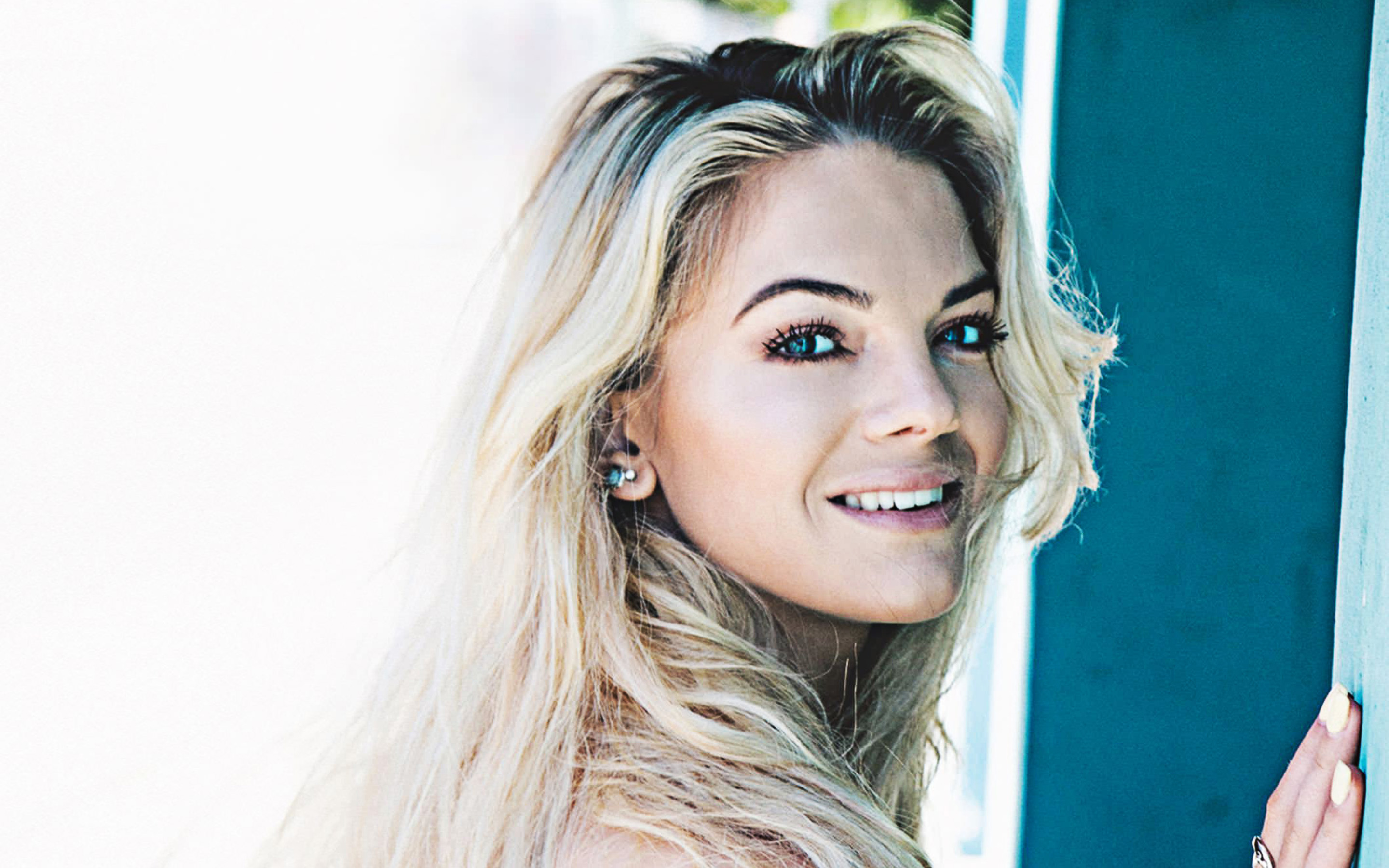 Louisa Johnson Wallpapers