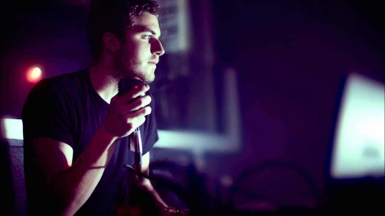 Nicolas Jaar Wallpapers