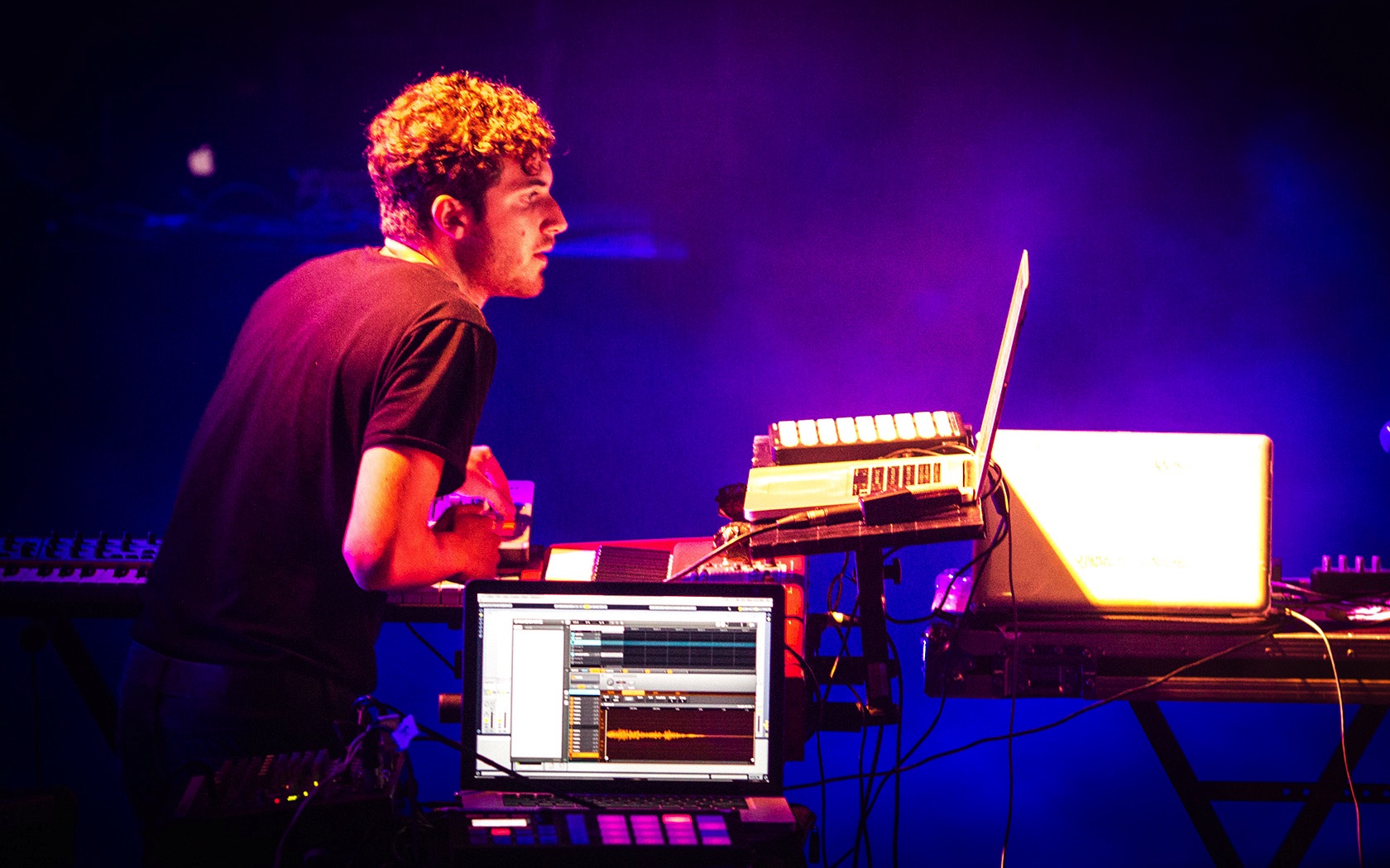 Nicolas Jaar Wallpapers