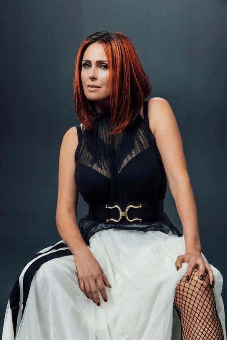 Sharon Den Adel Wallpapers