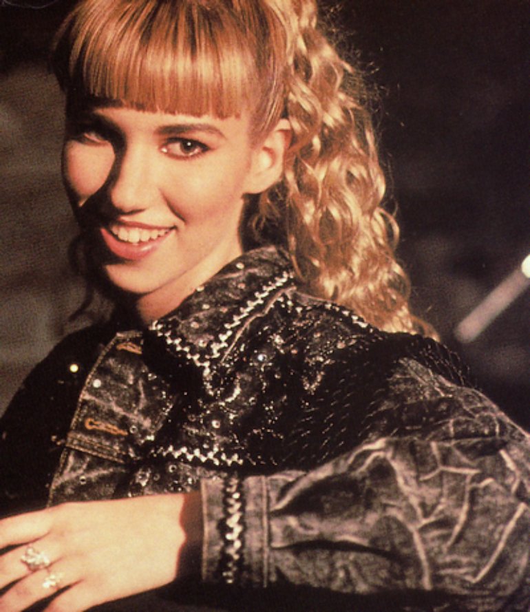 Debbie Gibson Wallpapers