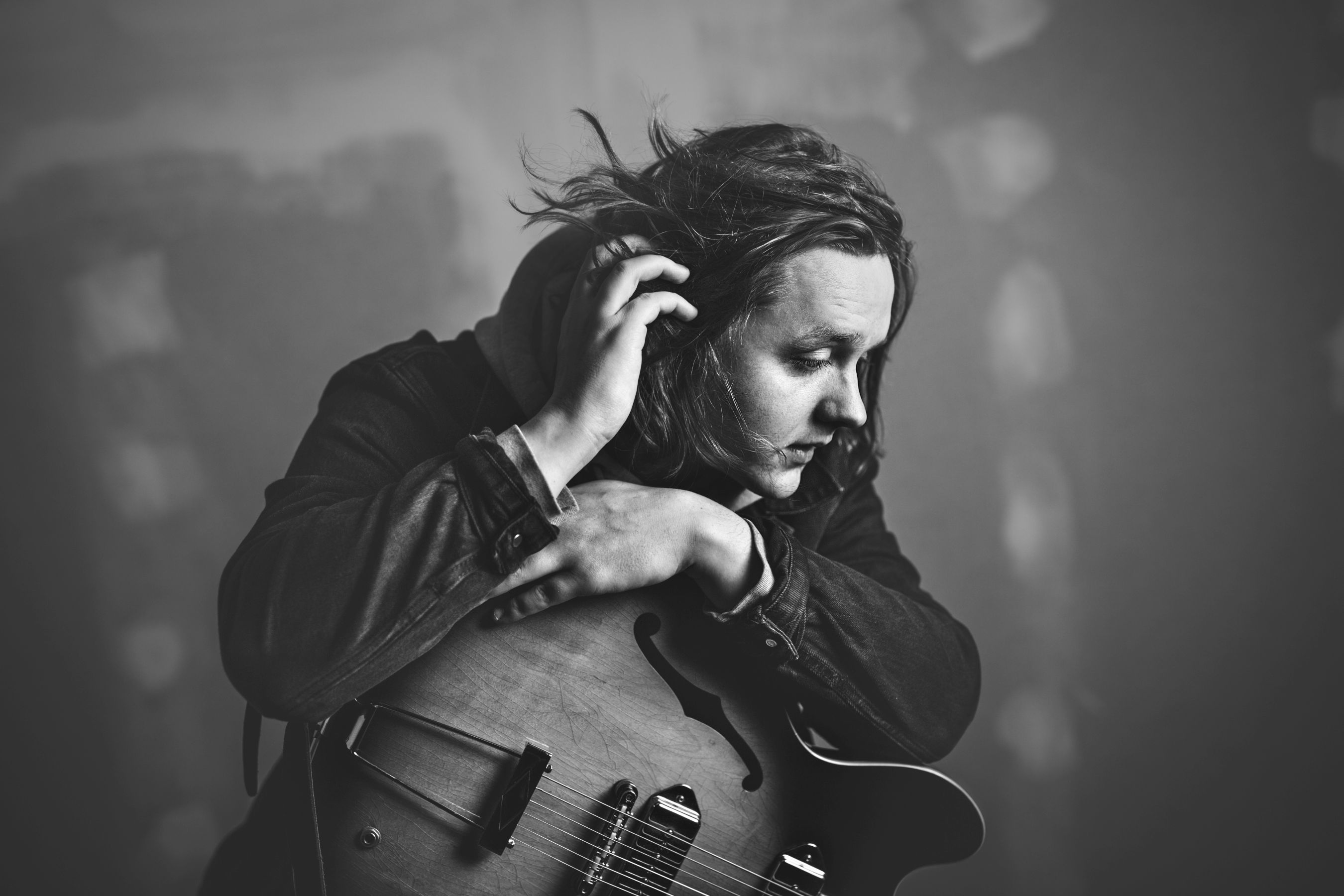 Lewis Capaldi Wallpapers