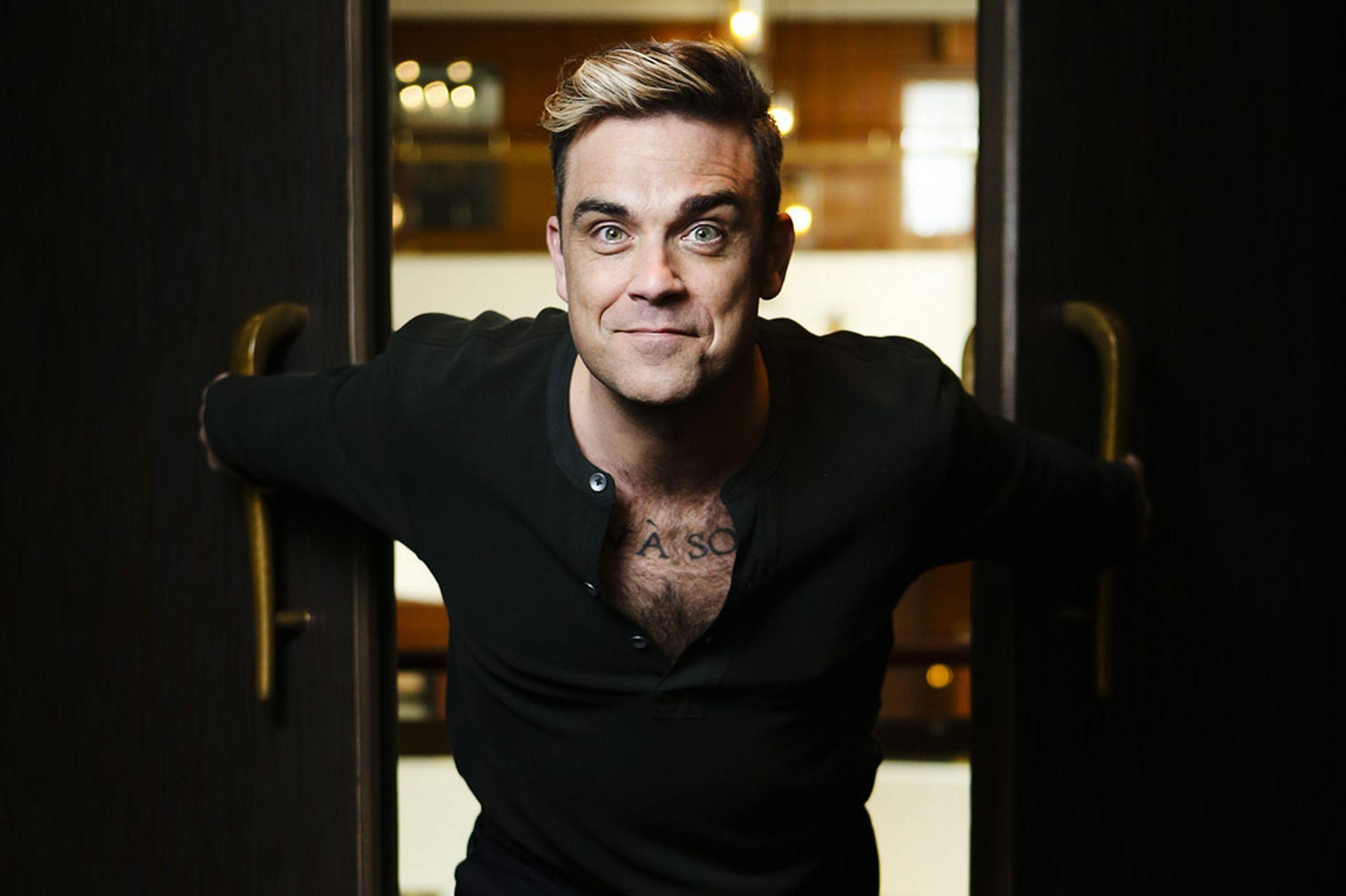 Robbie Williams Wallpapers