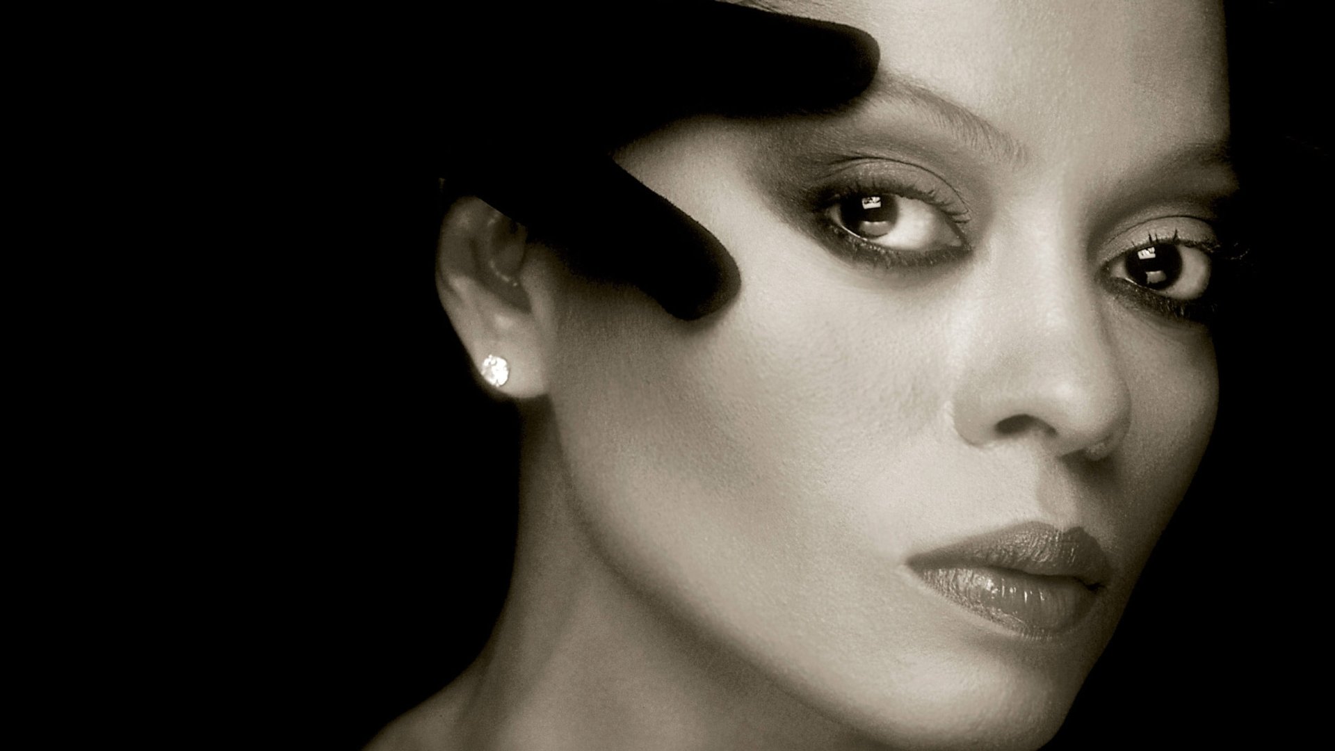 Diana Ross Wallpapers