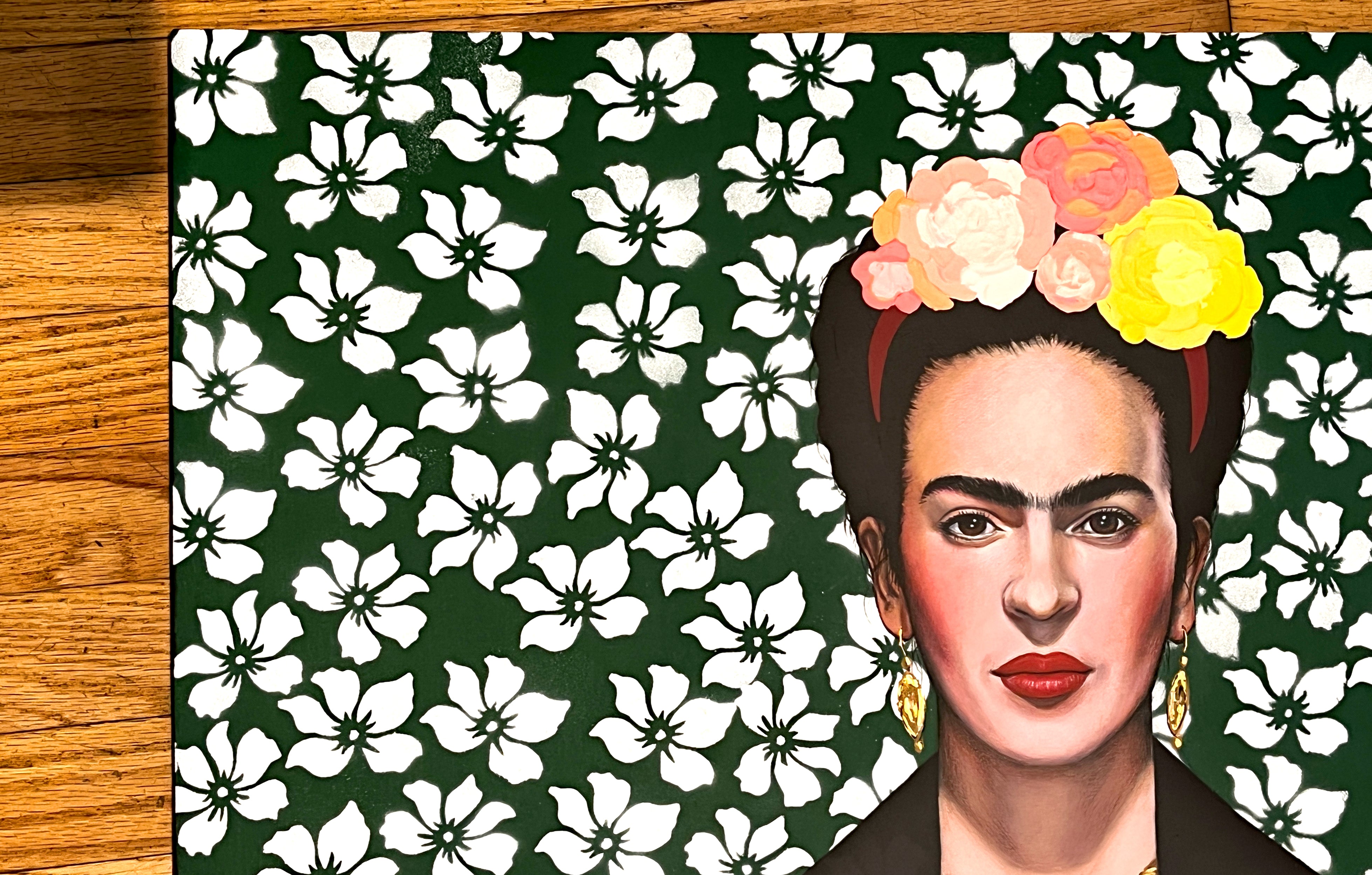 Frida Gold Wallpapers