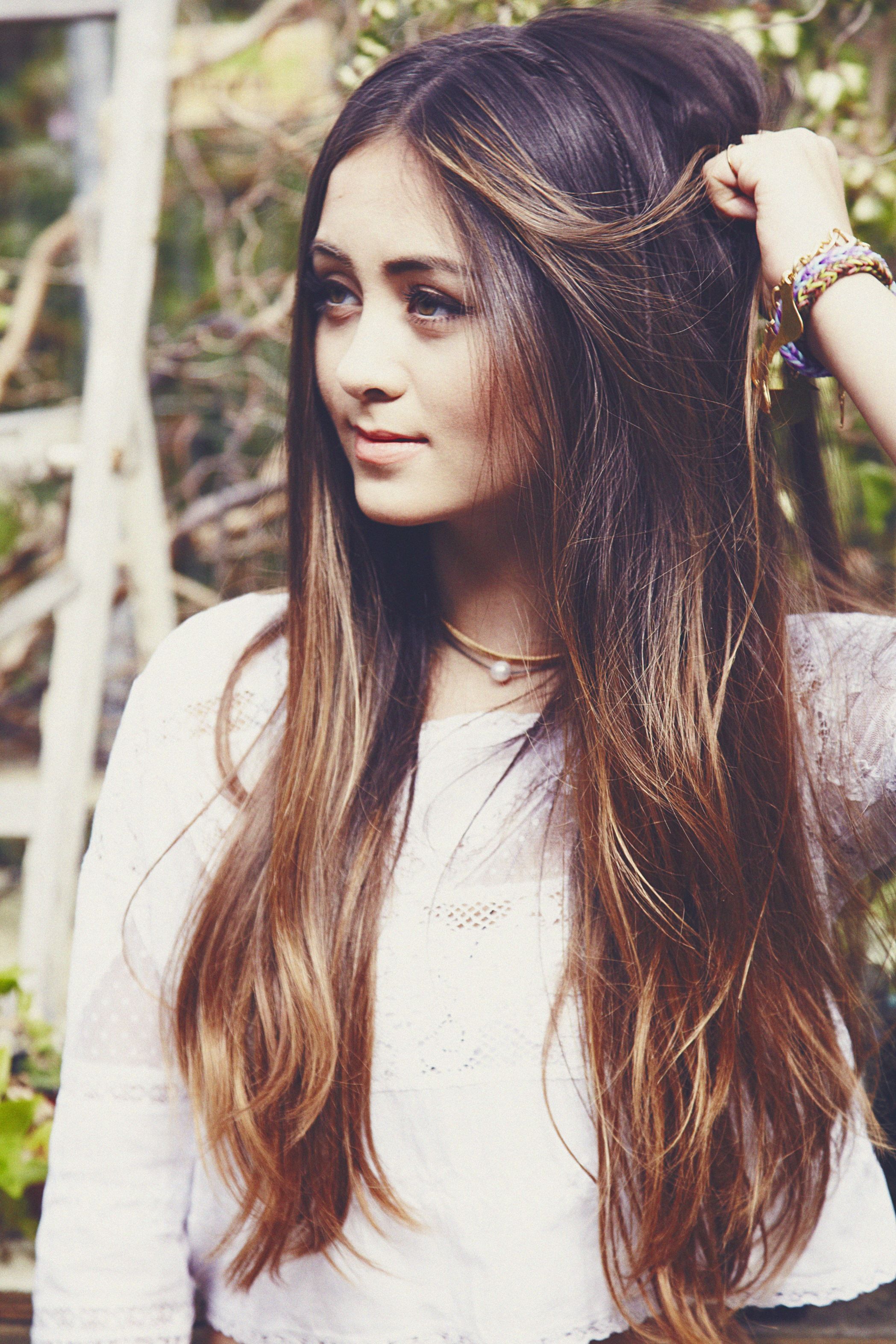 Jasmine Thompson Wallpapers