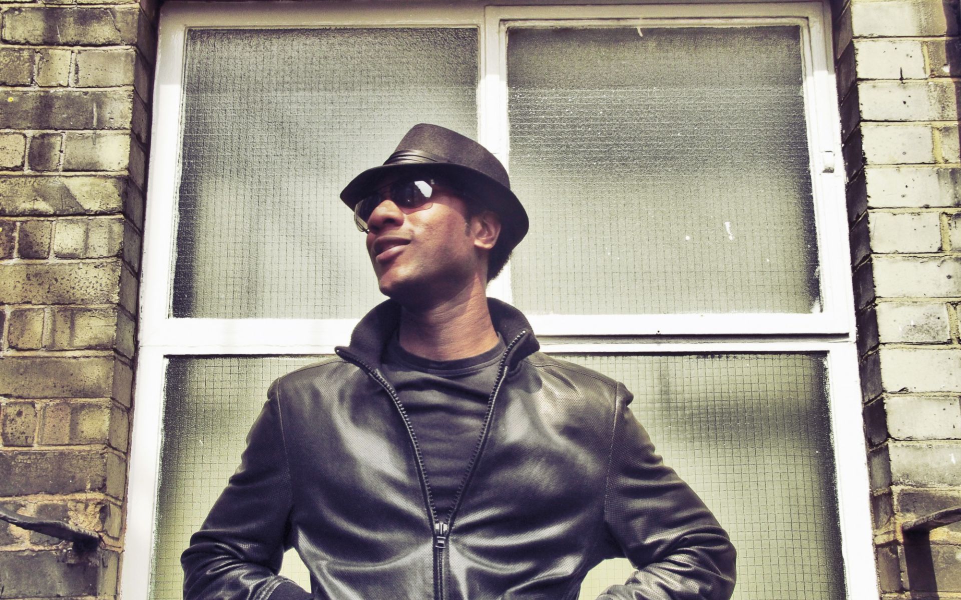 Aloe Blacc Wallpapers