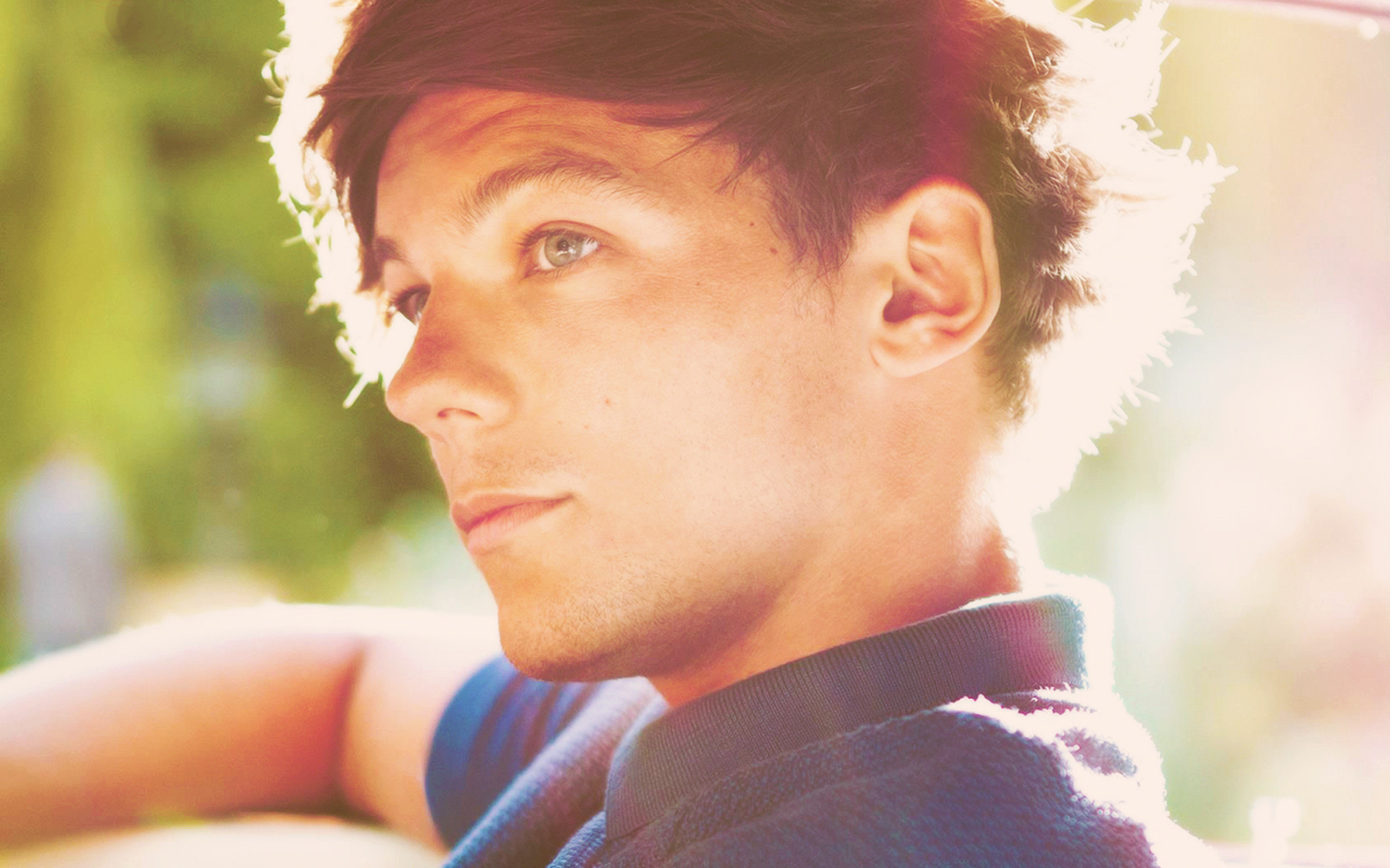 Louis Tomlinson Wallpapers