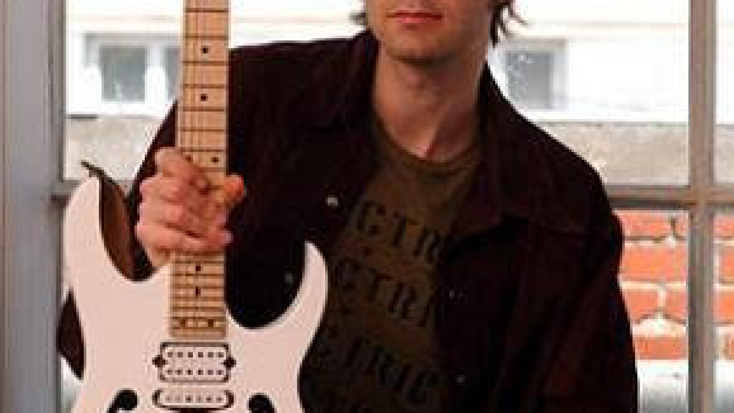 Paul Gilbert Wallpapers