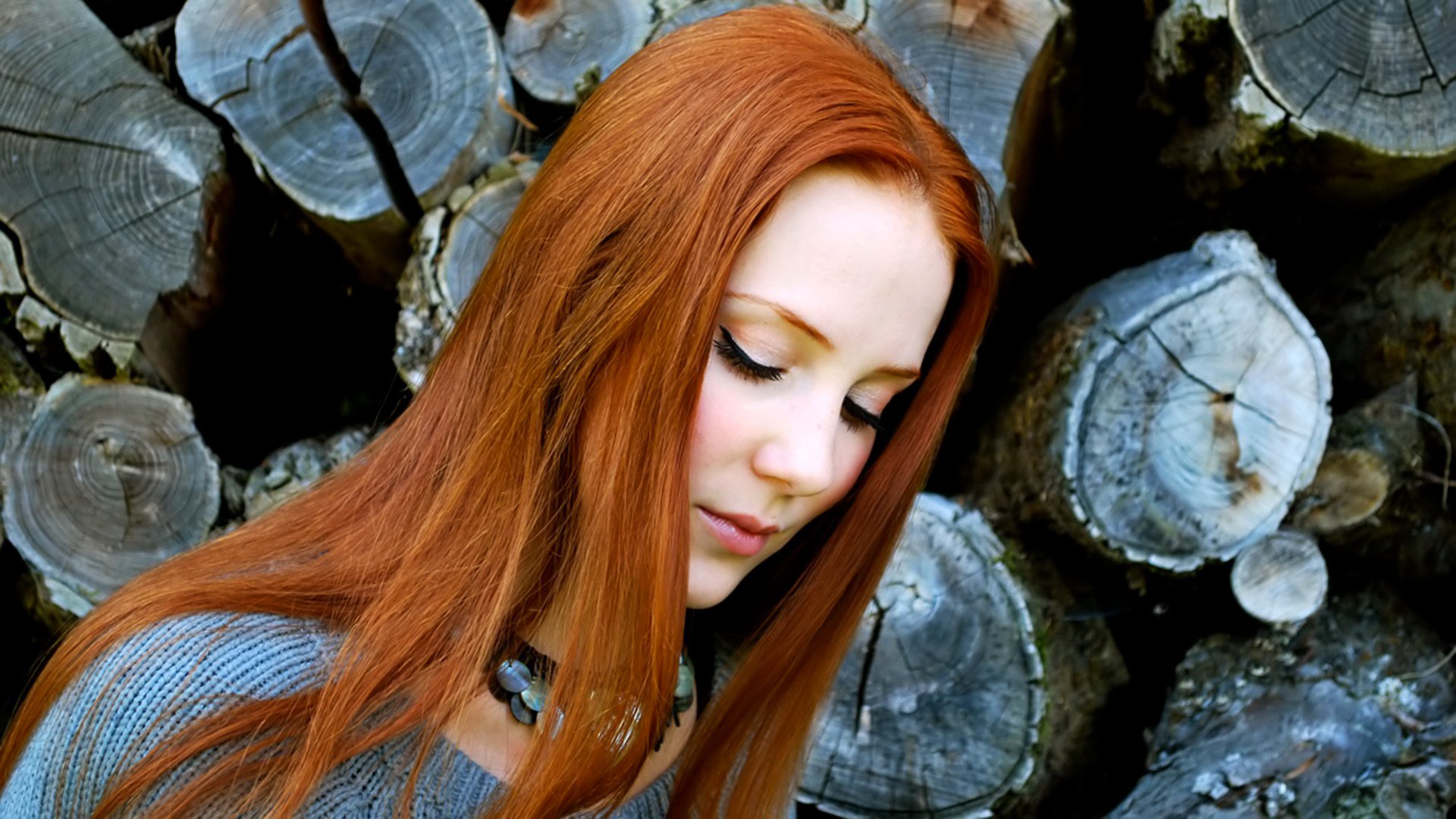 Simone Simons Wallpapers