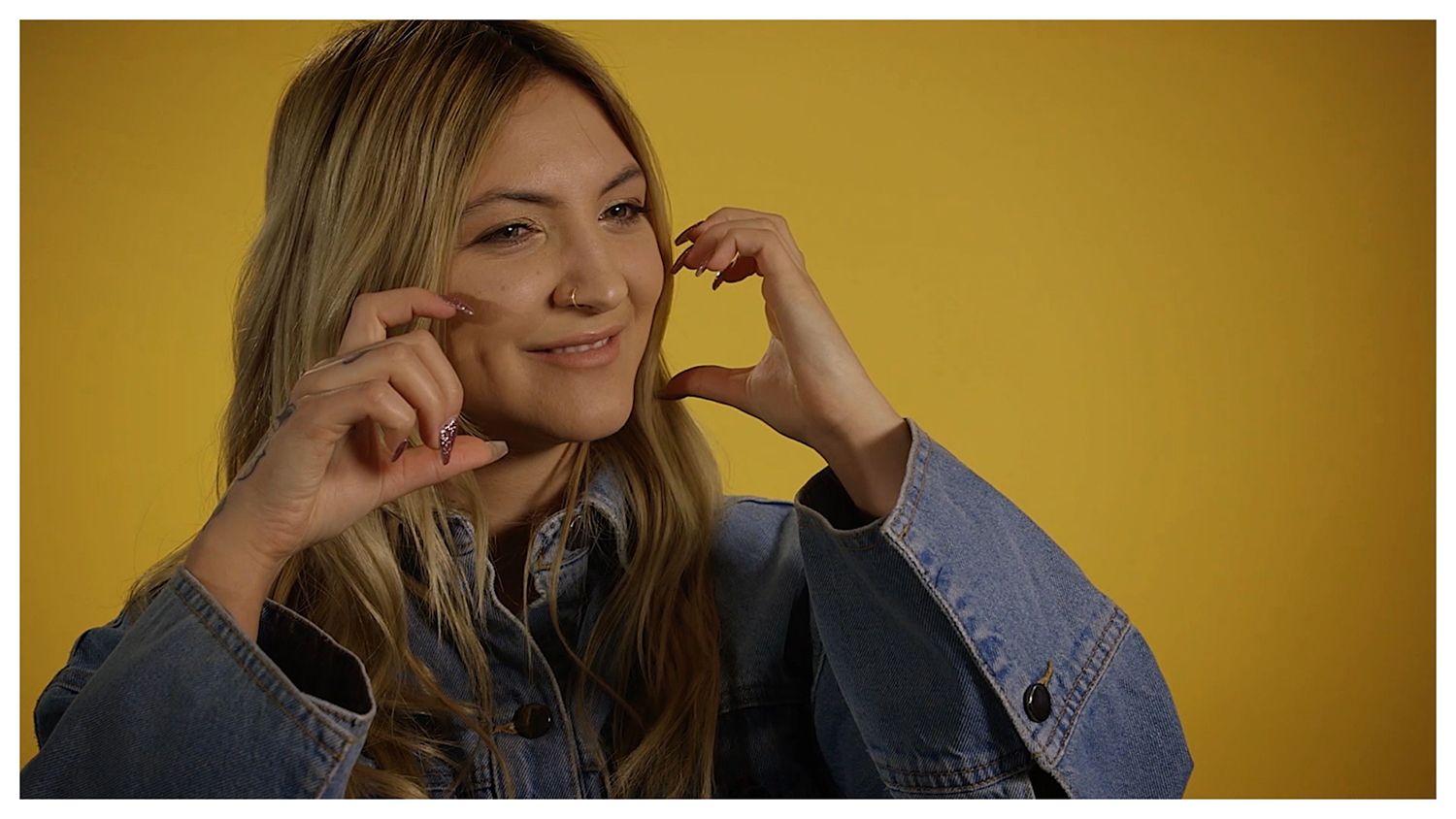 Julia Michaels Wallpapers