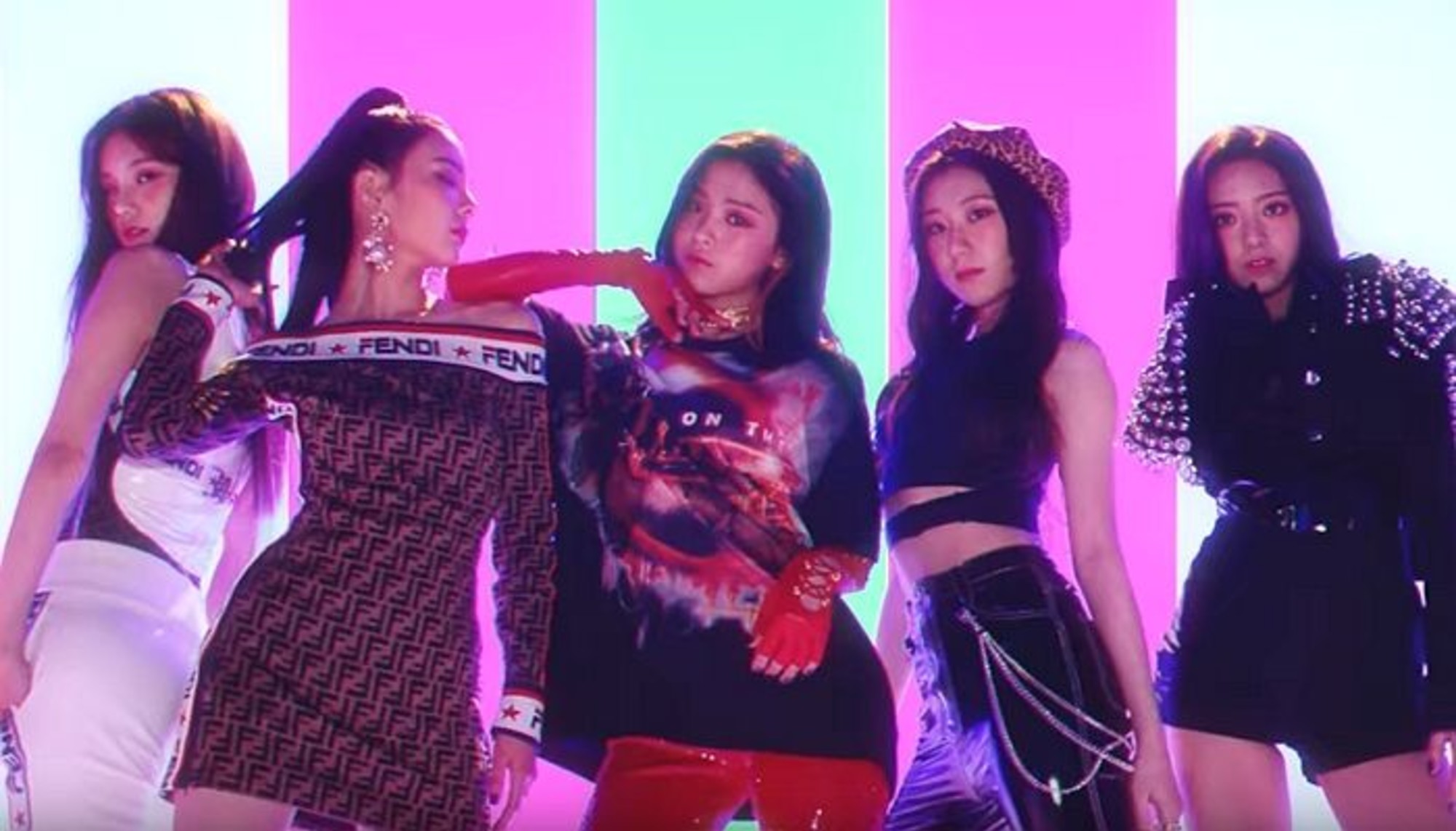 Itzy Wallpapers