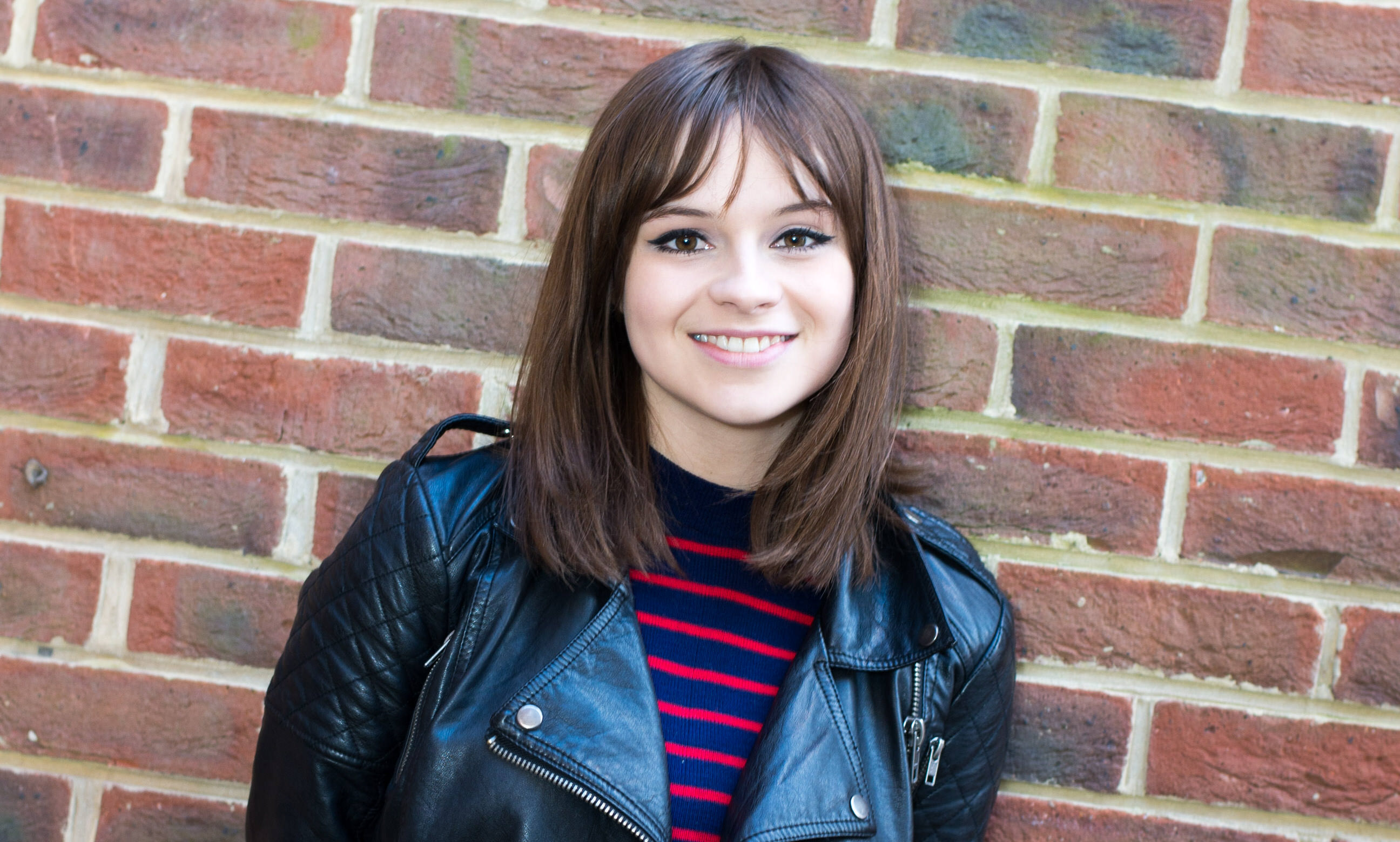 Gabrielle Aplin Wallpapers