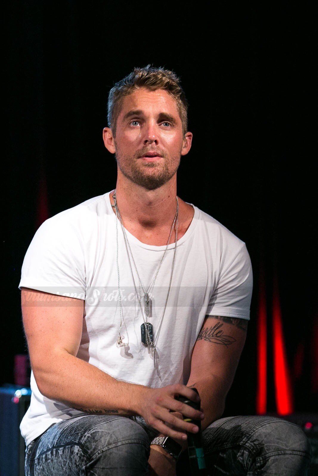 Brett Young Wallpapers