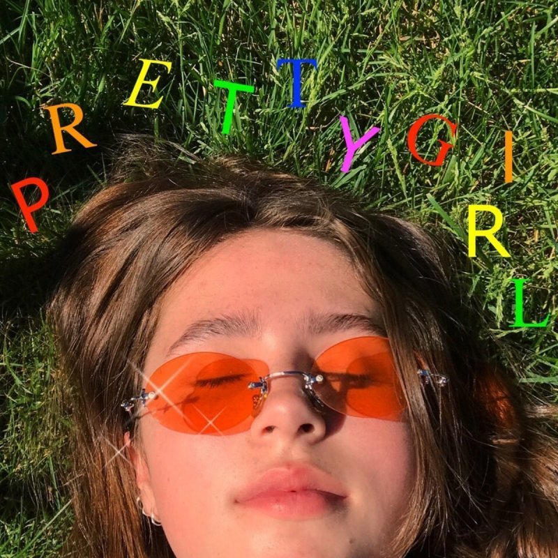 Clairo Wallpapers