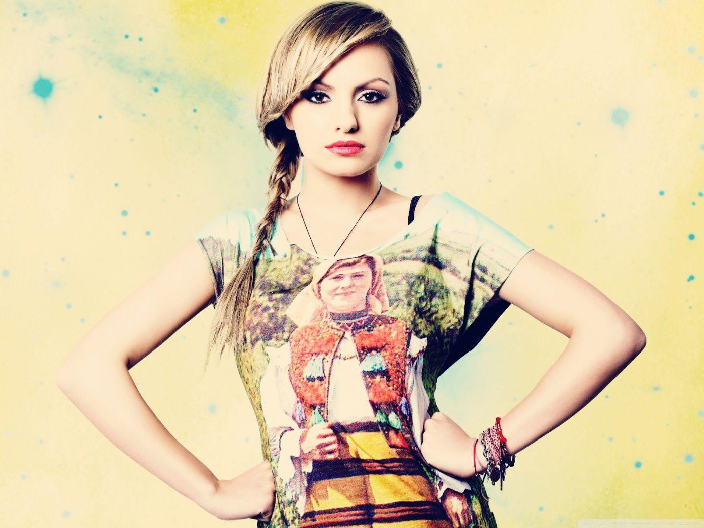 Alexandra Stan Wallpapers