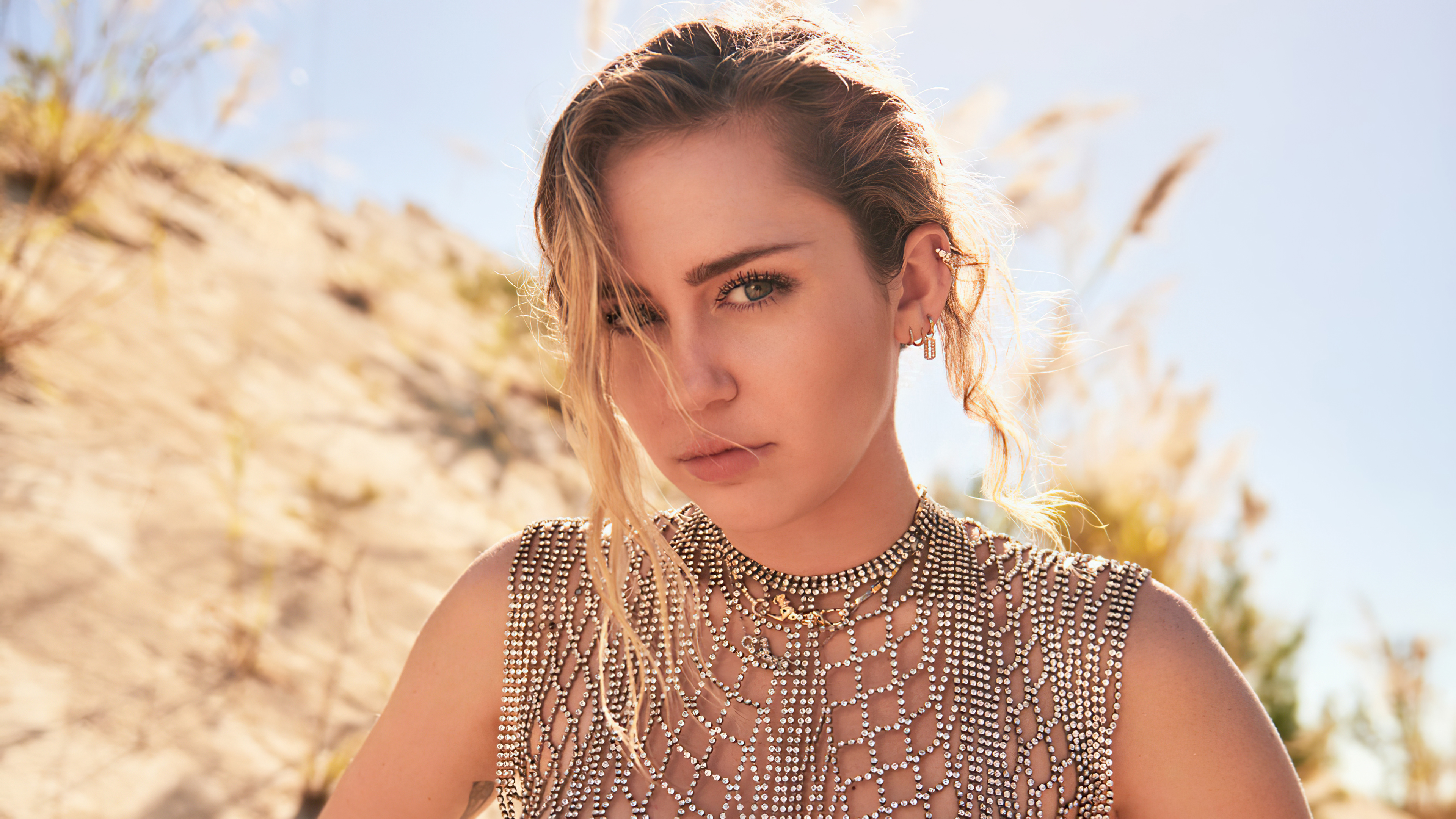 Miley Cyrus Wallpapers