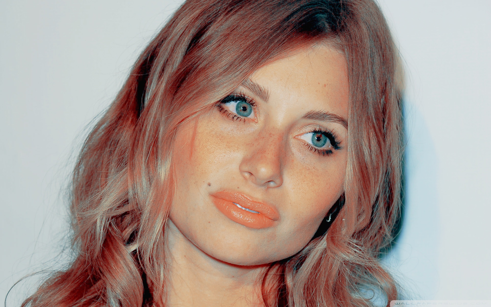 Aly Michalka Wallpapers