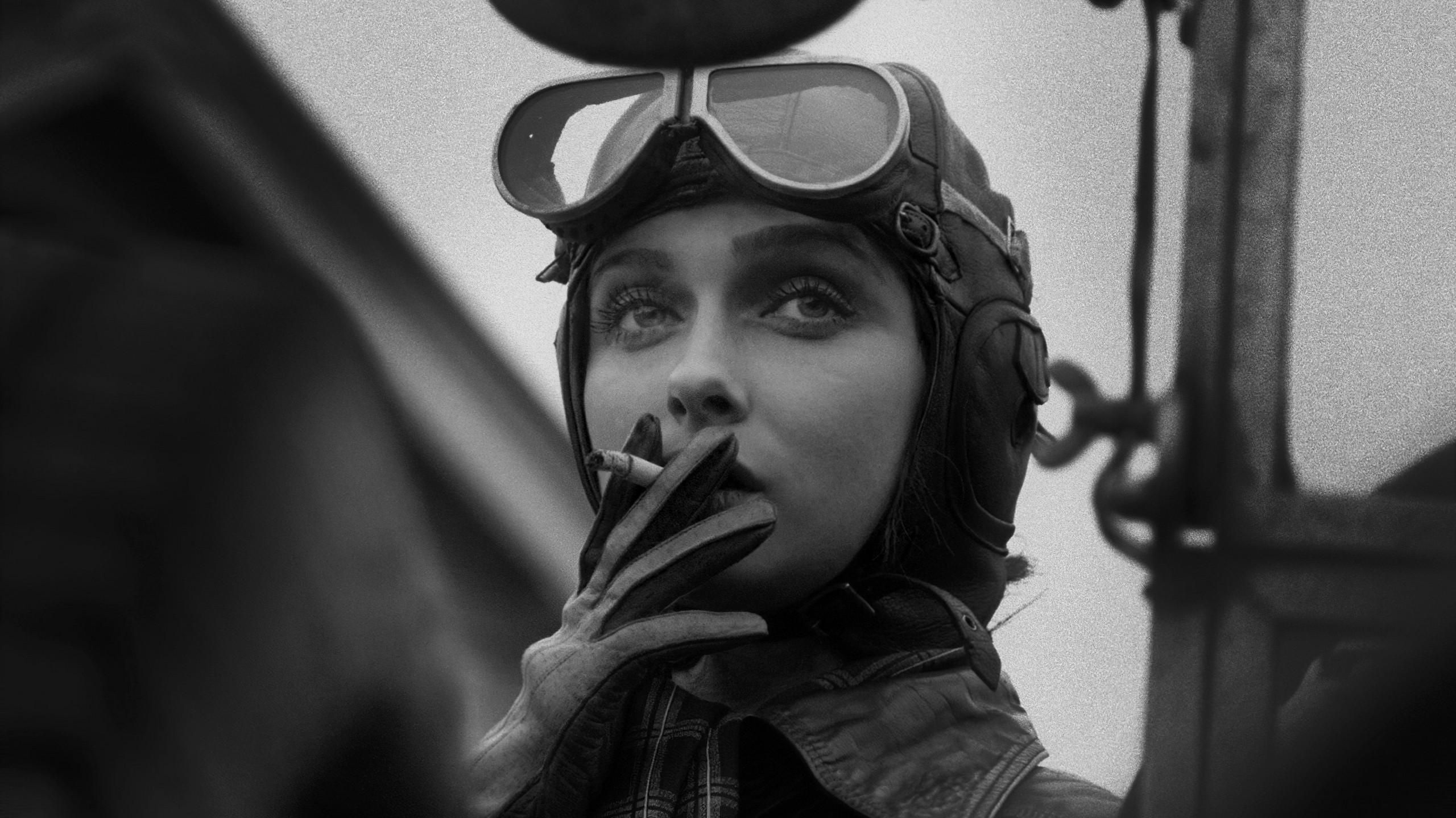 Aviator Girls Wallpapers