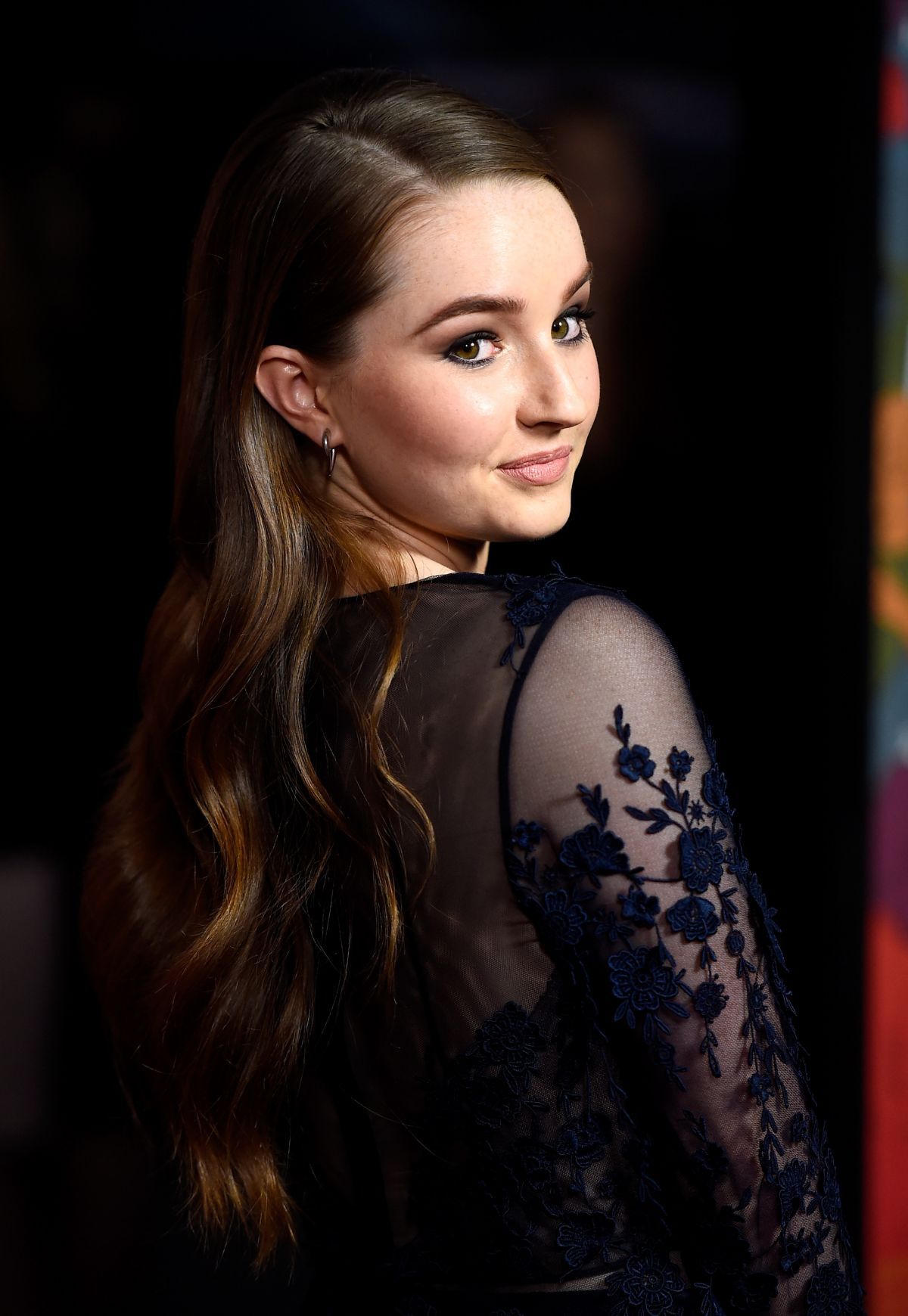 2020 Kaitlyn Dever Wallpapers