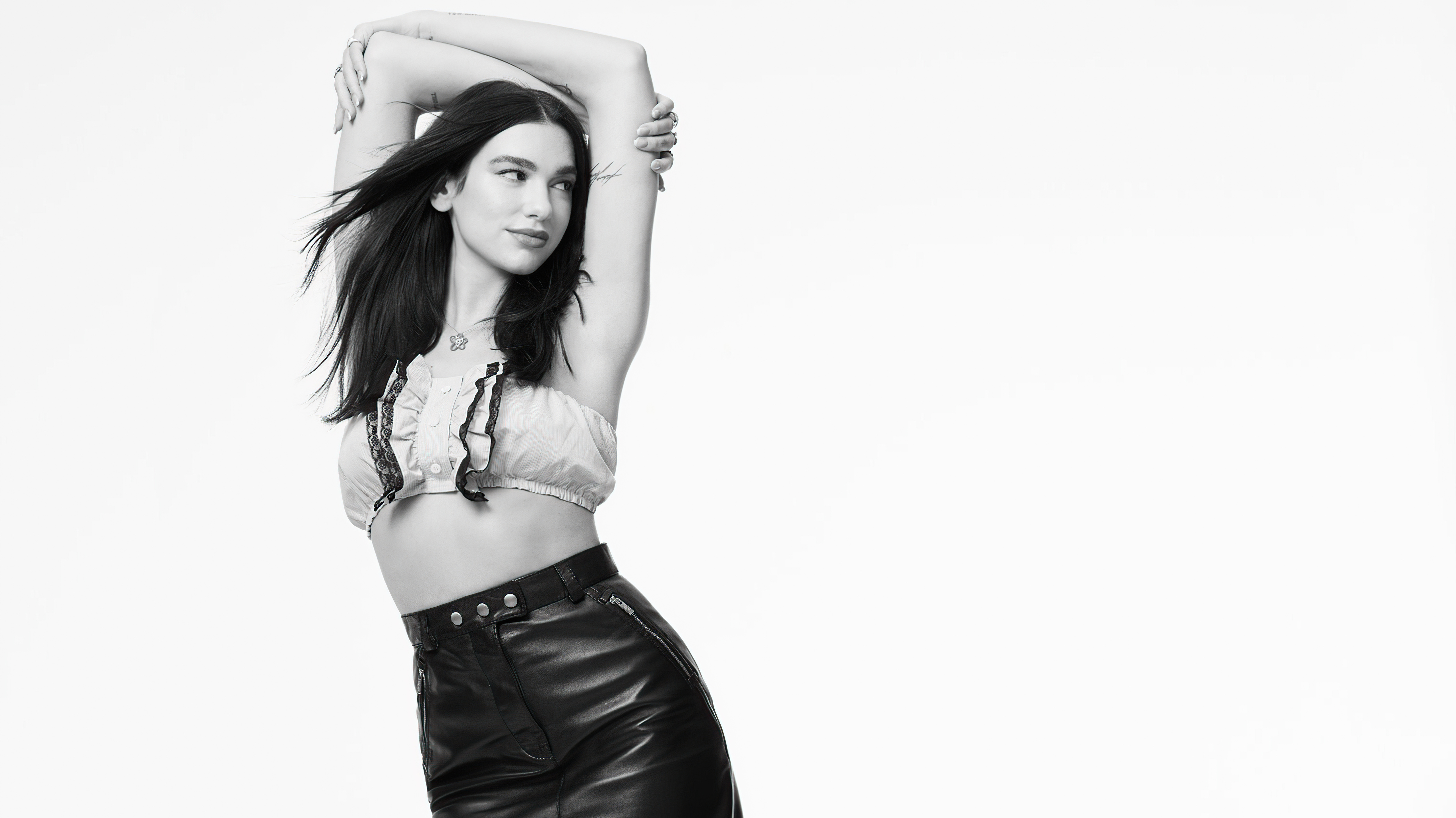 4K Dua Lipa Wallpapers