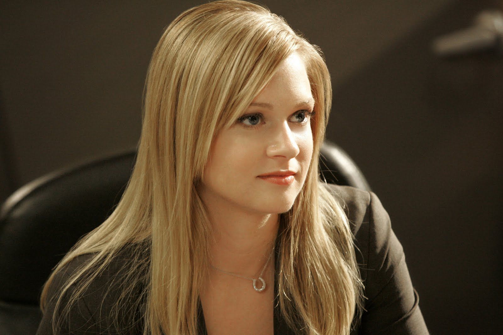 A.J. Cook Wallpapers