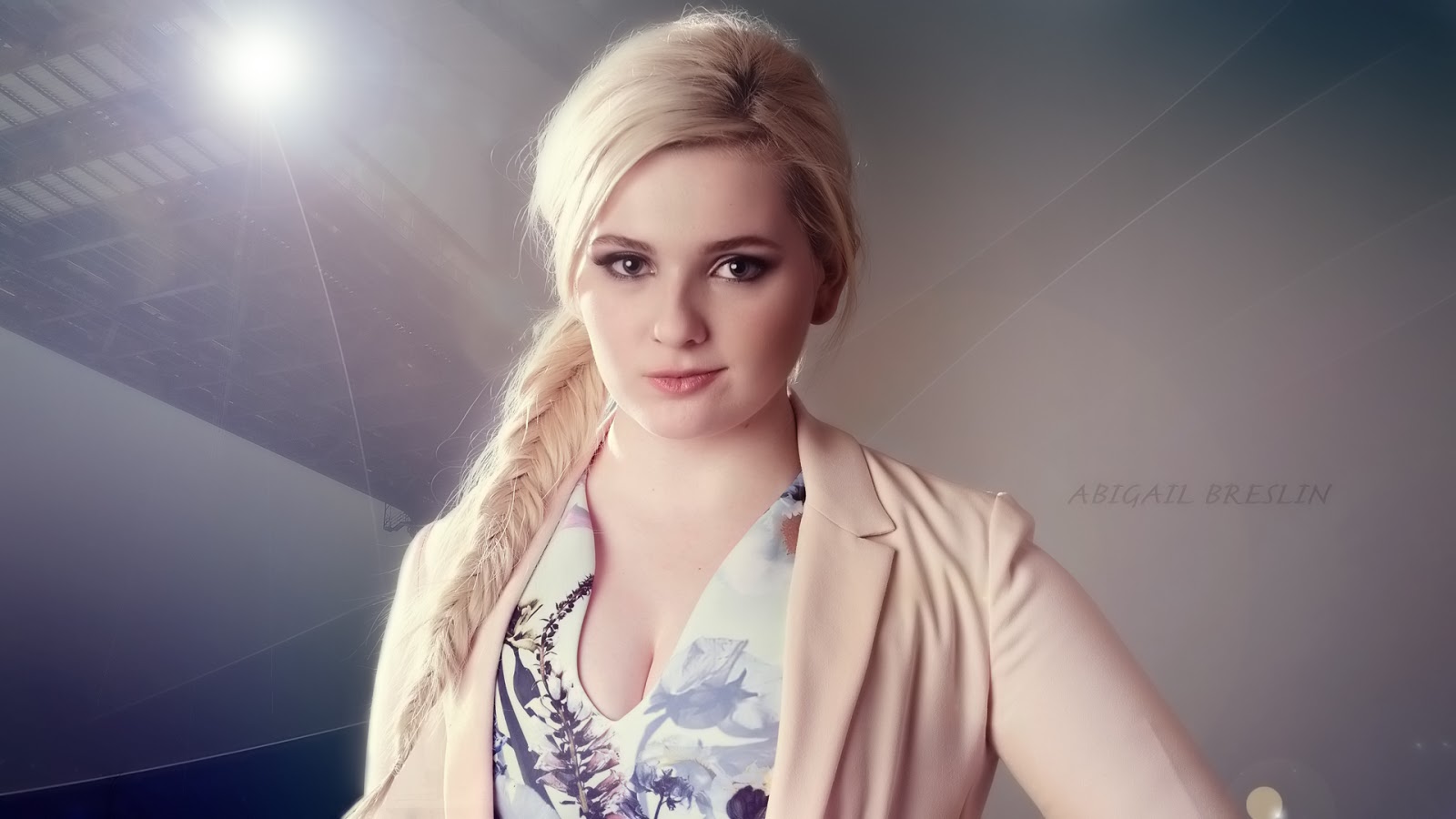 Abigail Breslin 2018 Wallpapers