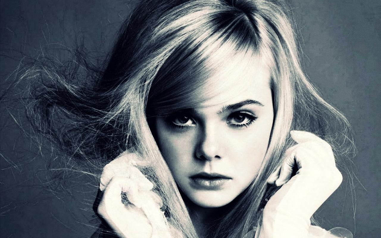 Actress Elle Fanning 2020 Wallpapers