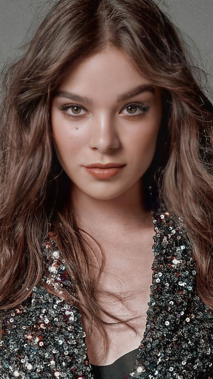 Actress Hailee Steinfeld 2021 Wallpapers