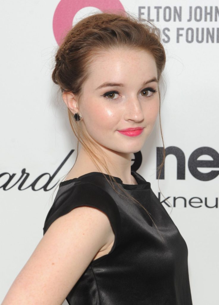 Actress Kaitlyn Dever 2020 Wallpapers