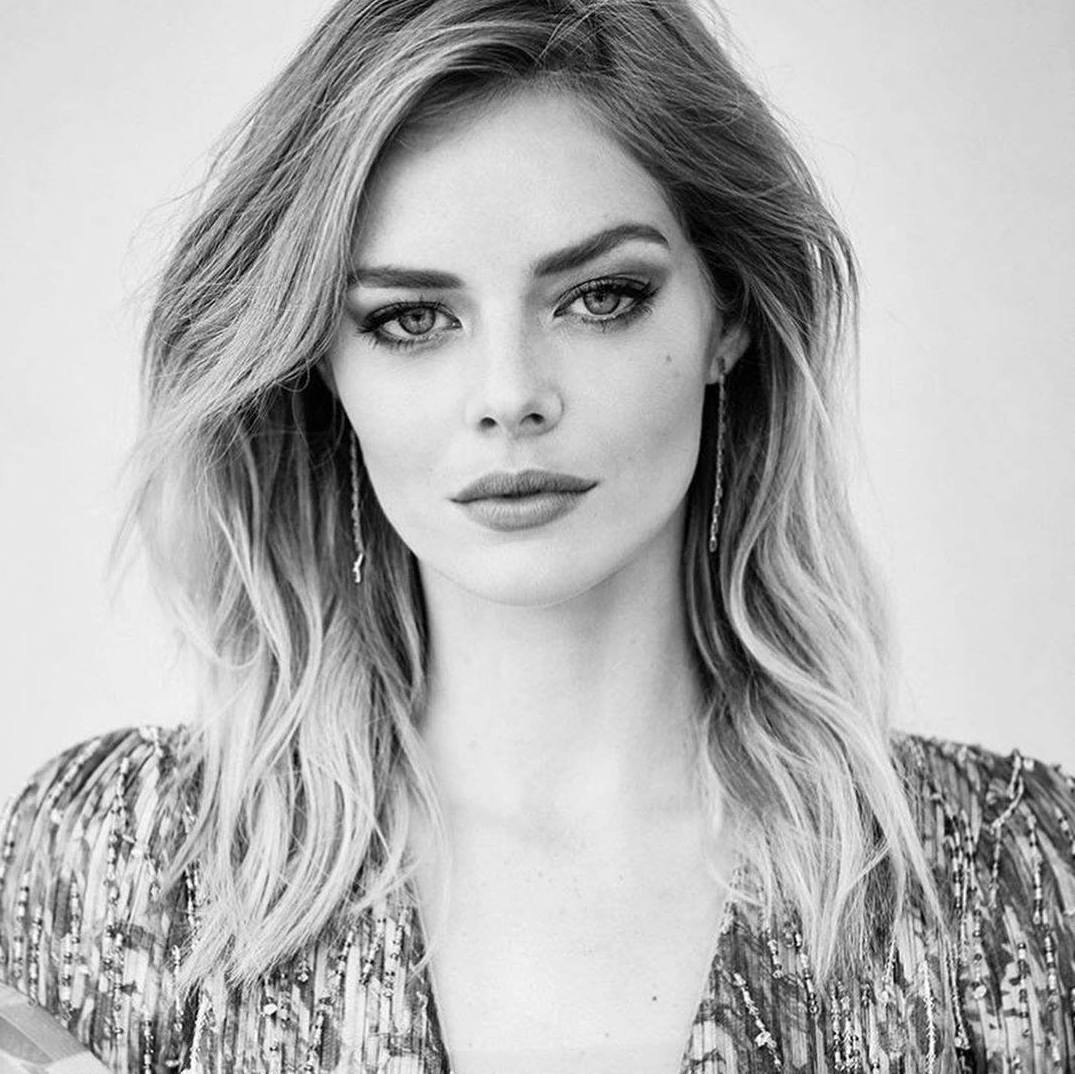 Actress Samara Weaving 2020 Wallpapers