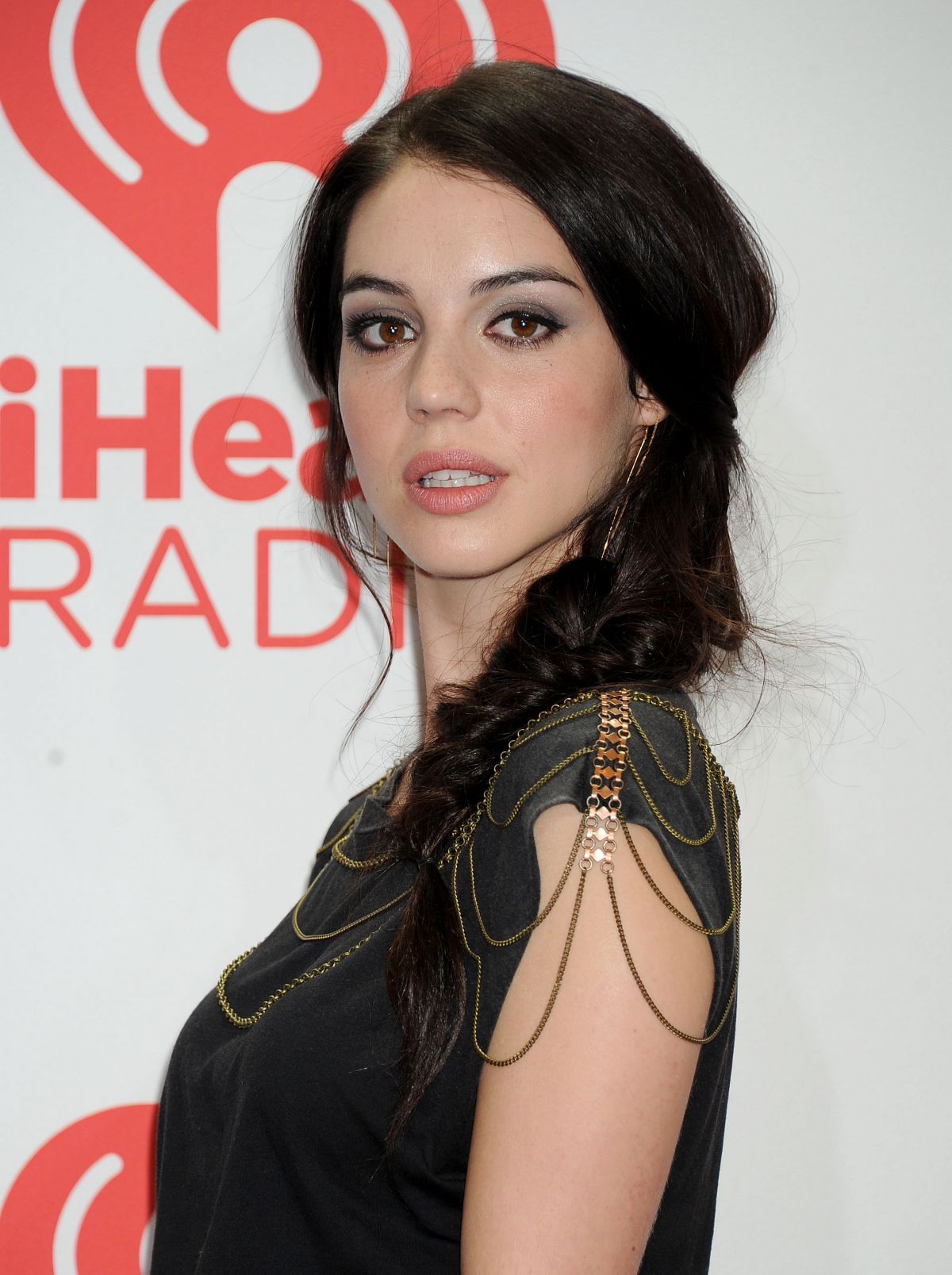 Adelaide Kane Australian Actress Wallpapers