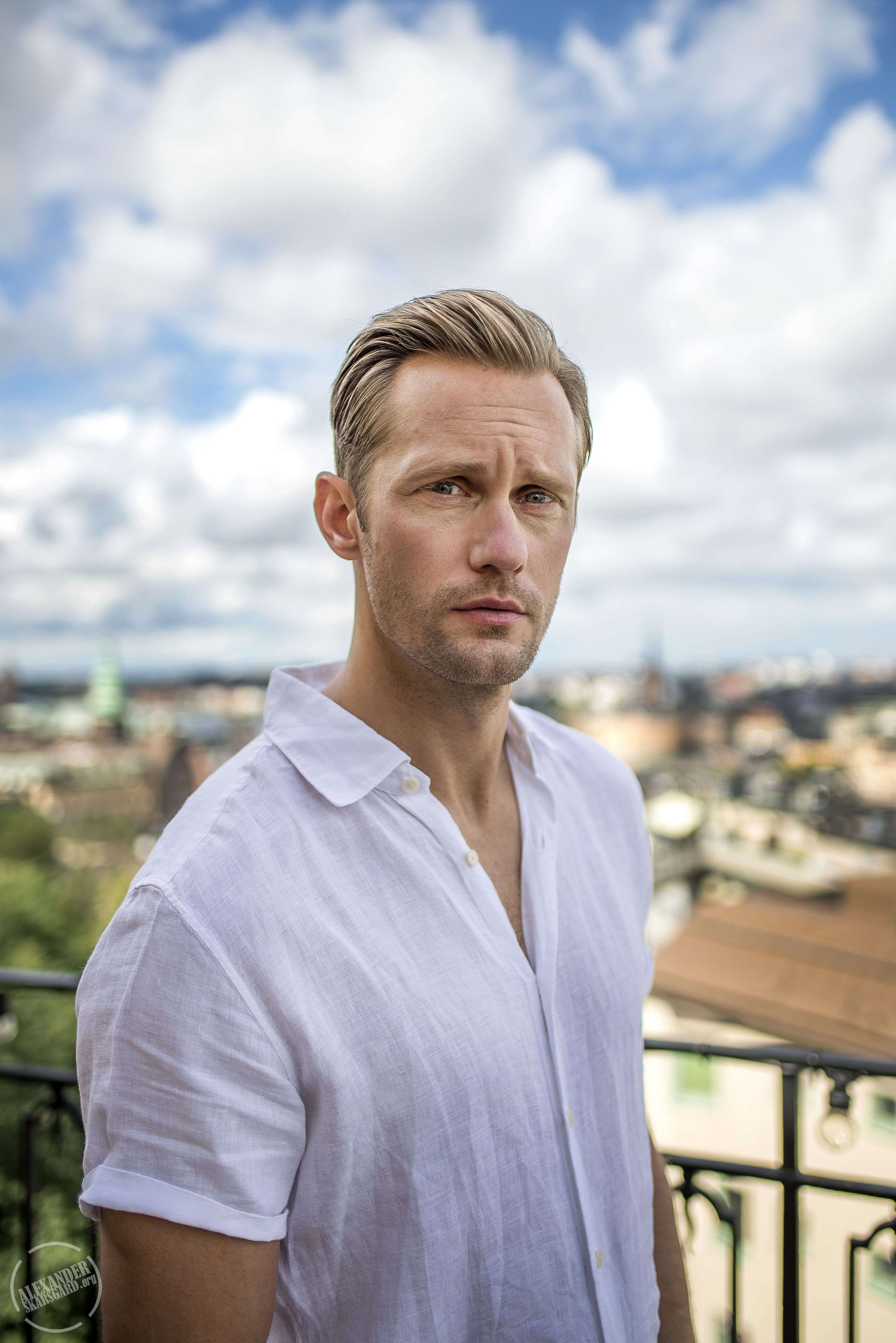 Alexander Skarsgard Wallpapers