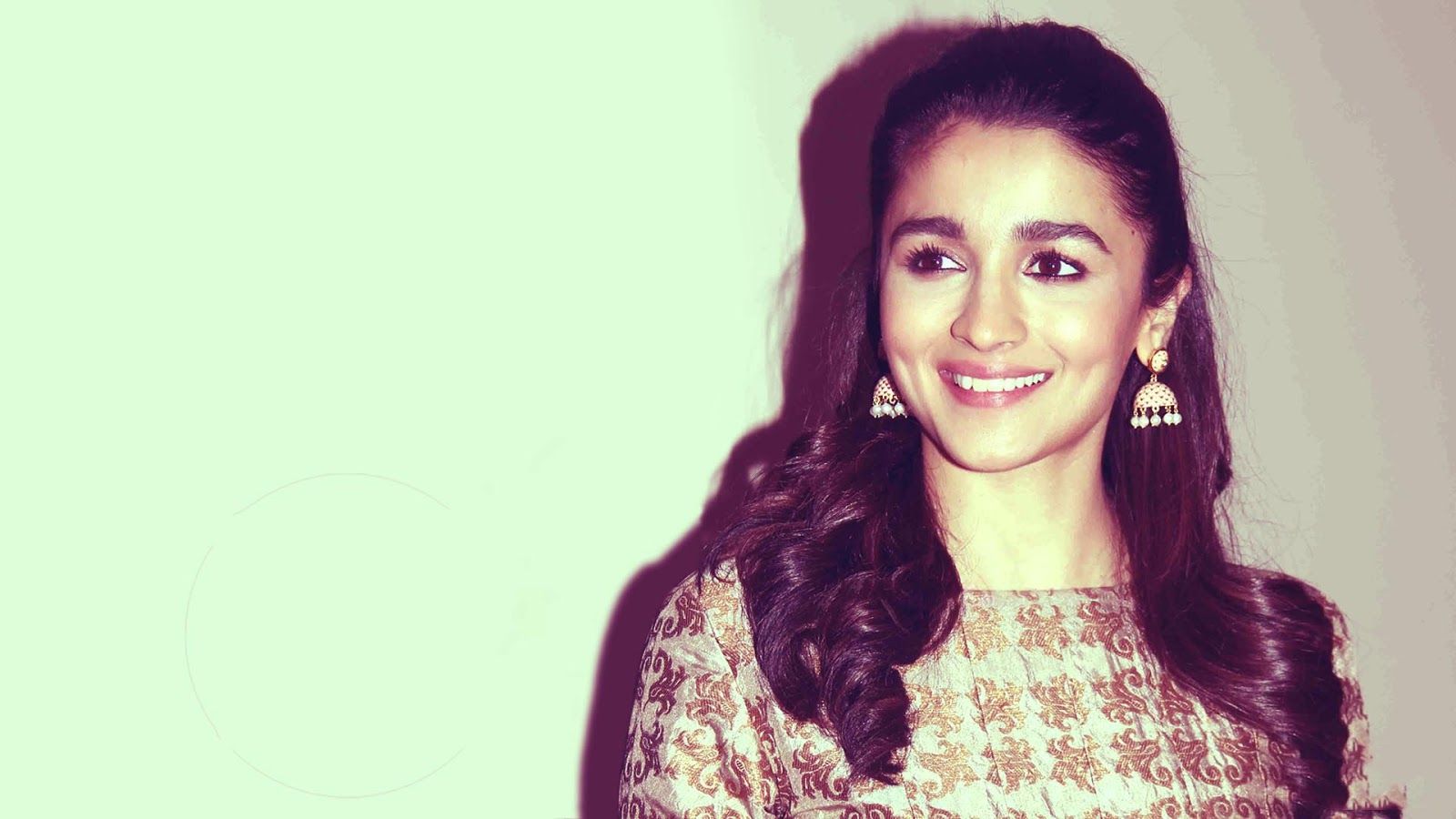 Alia Bhatt Wallpapers