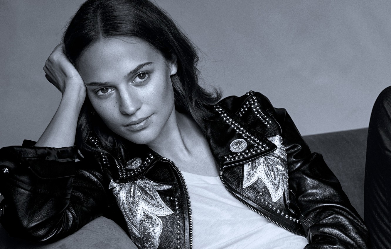 Alicia Vikander Wallpapers