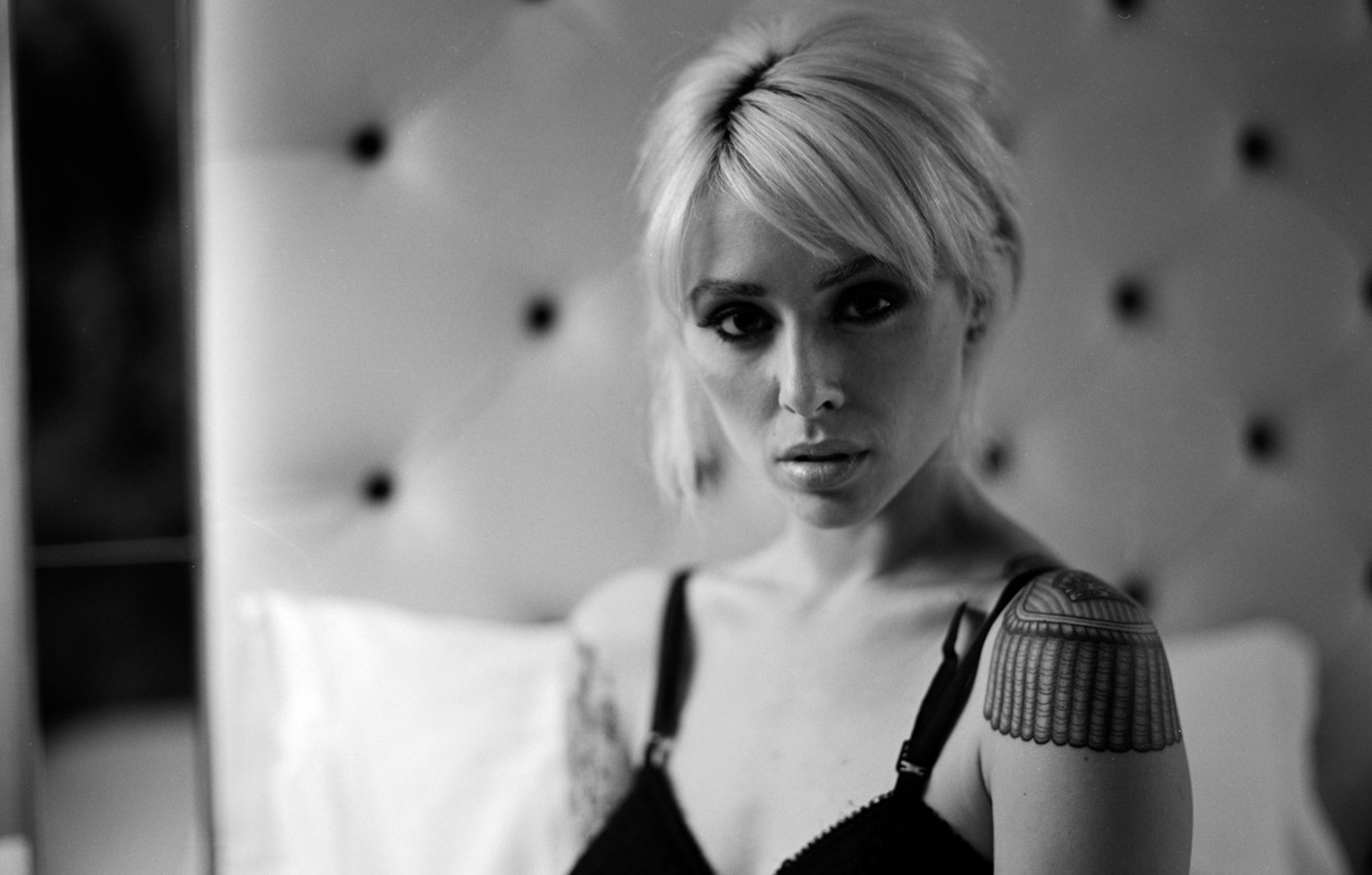 Alysha Nett Wallpapers