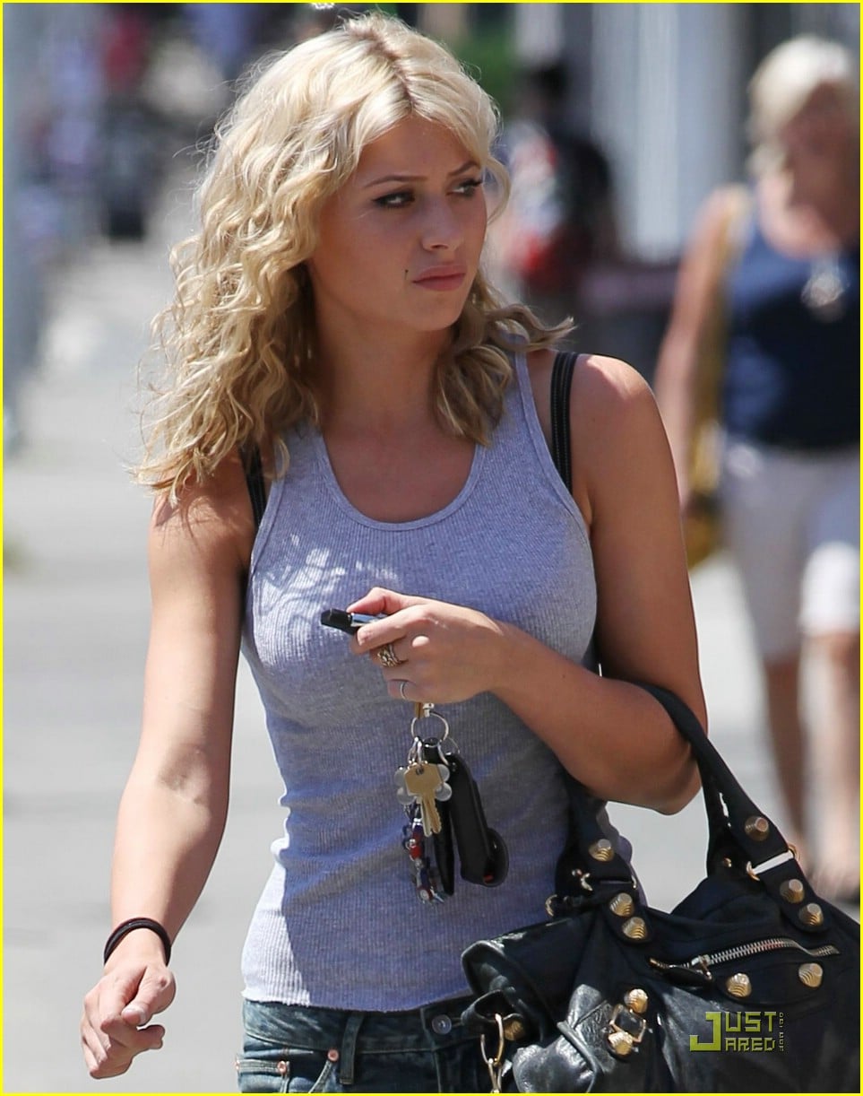 Alyson Michalka Wallpapers