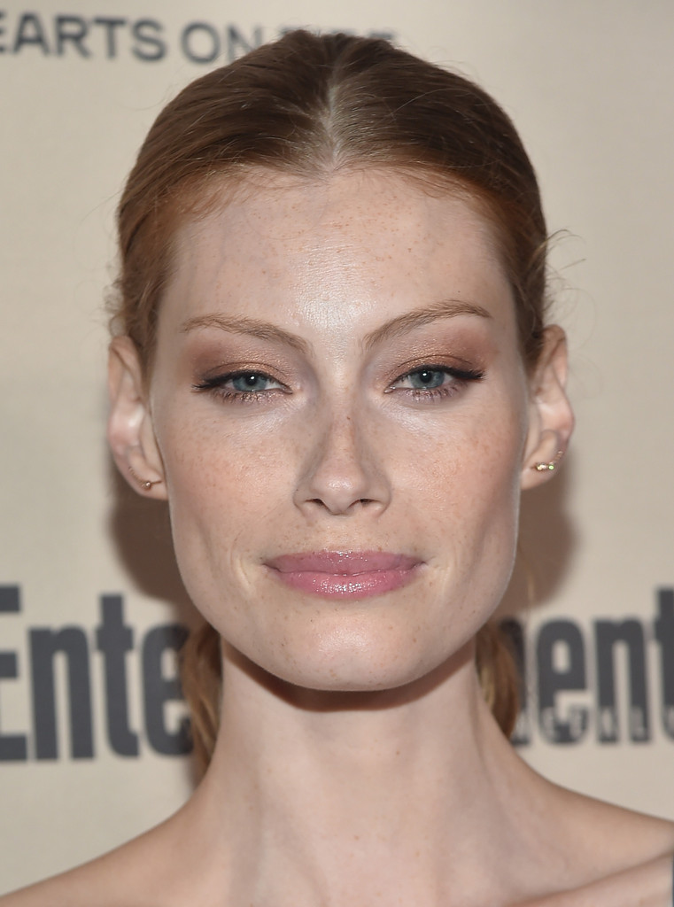 Alyssa Sutherland Wallpapers