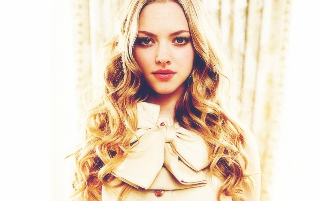 Amanda Seyfried Wallpapers