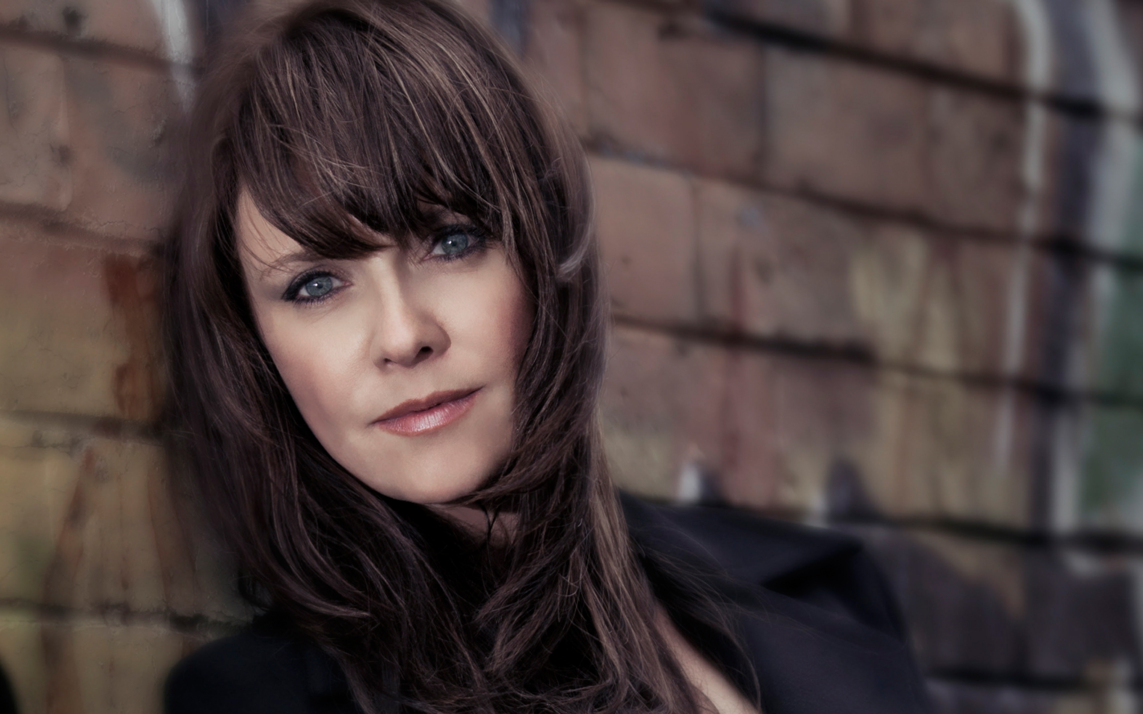 Amanda Tapping Photoshoot