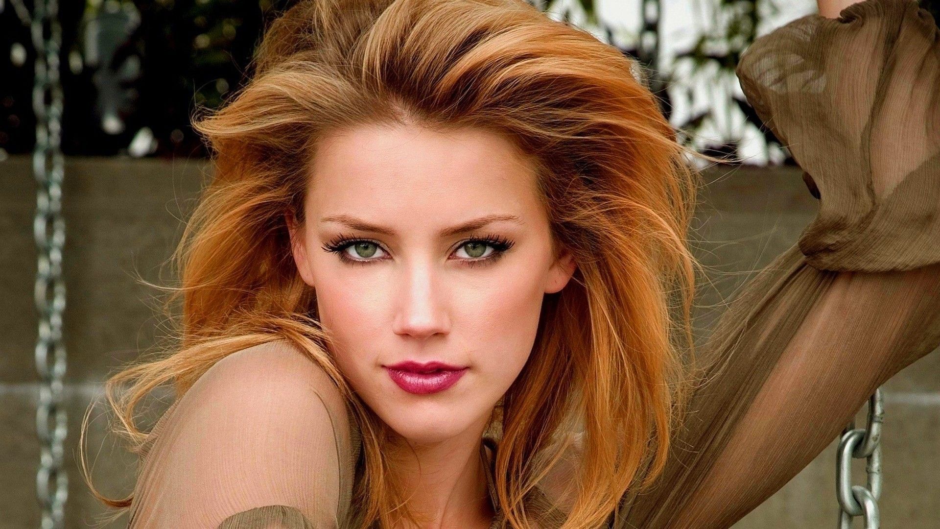 Amber Heard In Blue Wallpapers