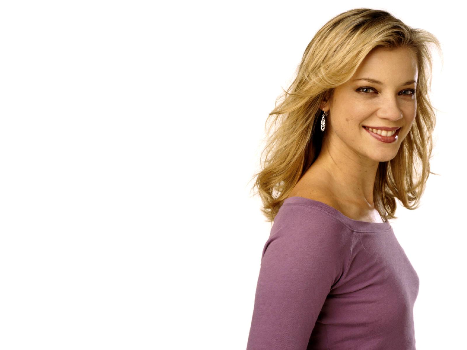 Amy Smart Wallpapers