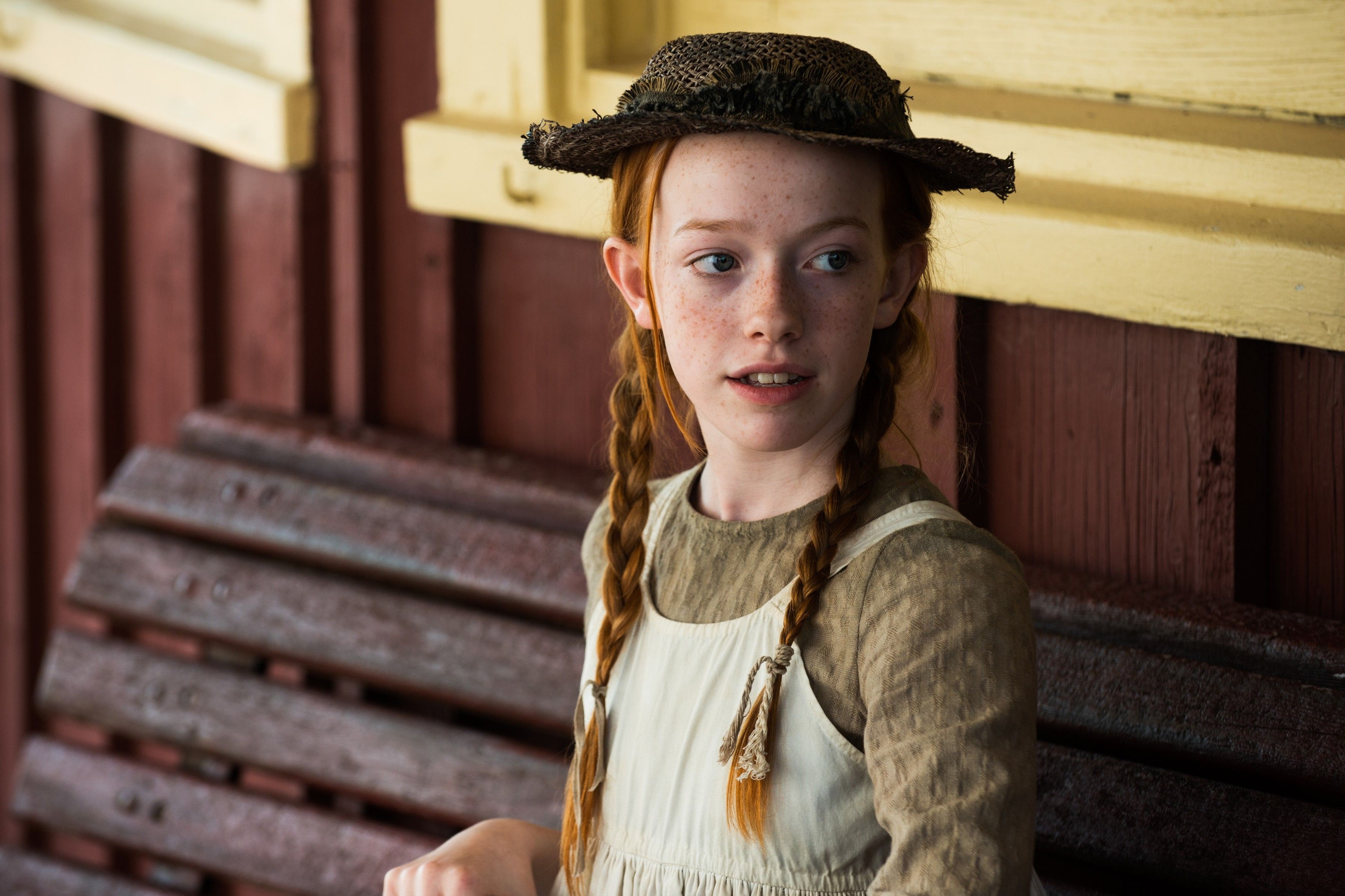 Amybeth McNulty Wallpapers