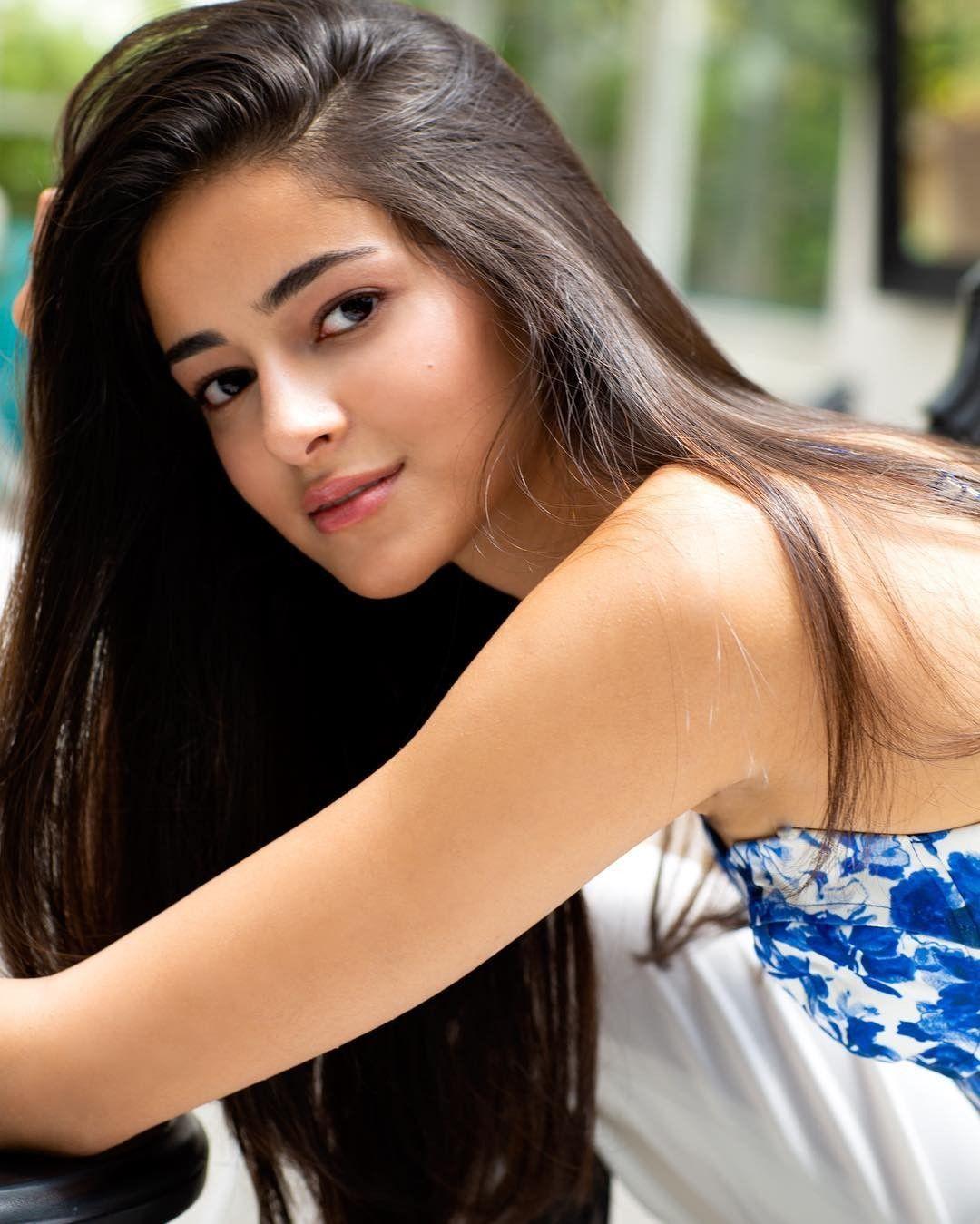 Ananya Pandey Wallpapers