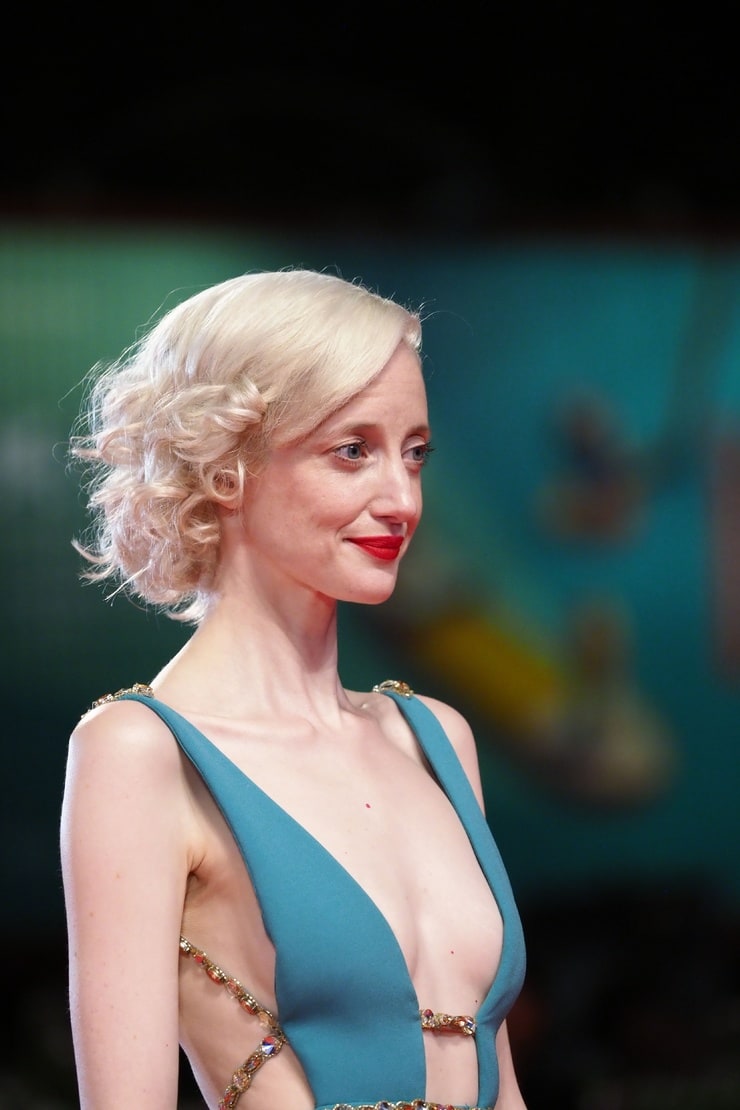 Andrea Riseborough Wallpapers