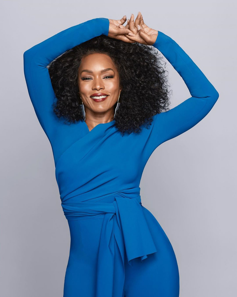 Angela Bassett Wallpapers