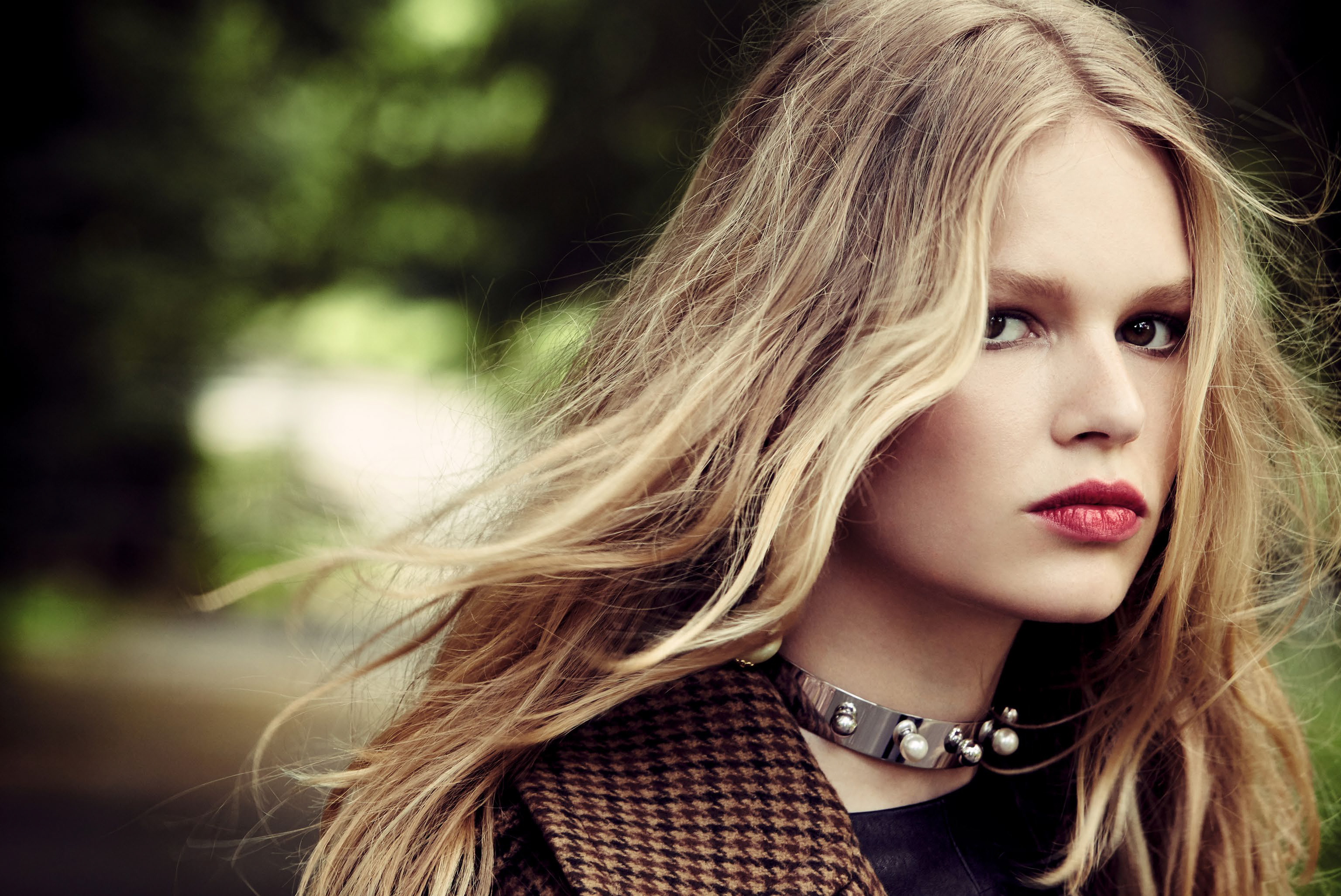 Anna Ewers Wallpapers