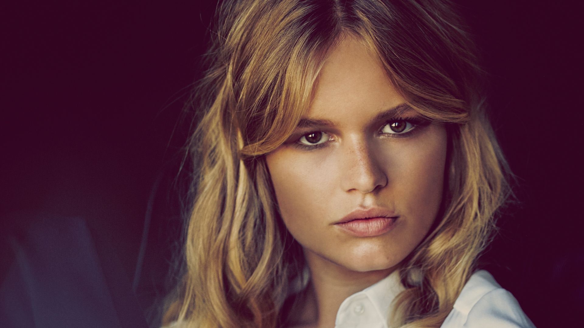 Anna Ewers Wallpapers